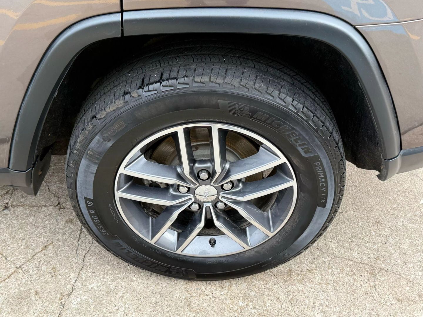 2018 Jeep Grand Cherokee - Image 56