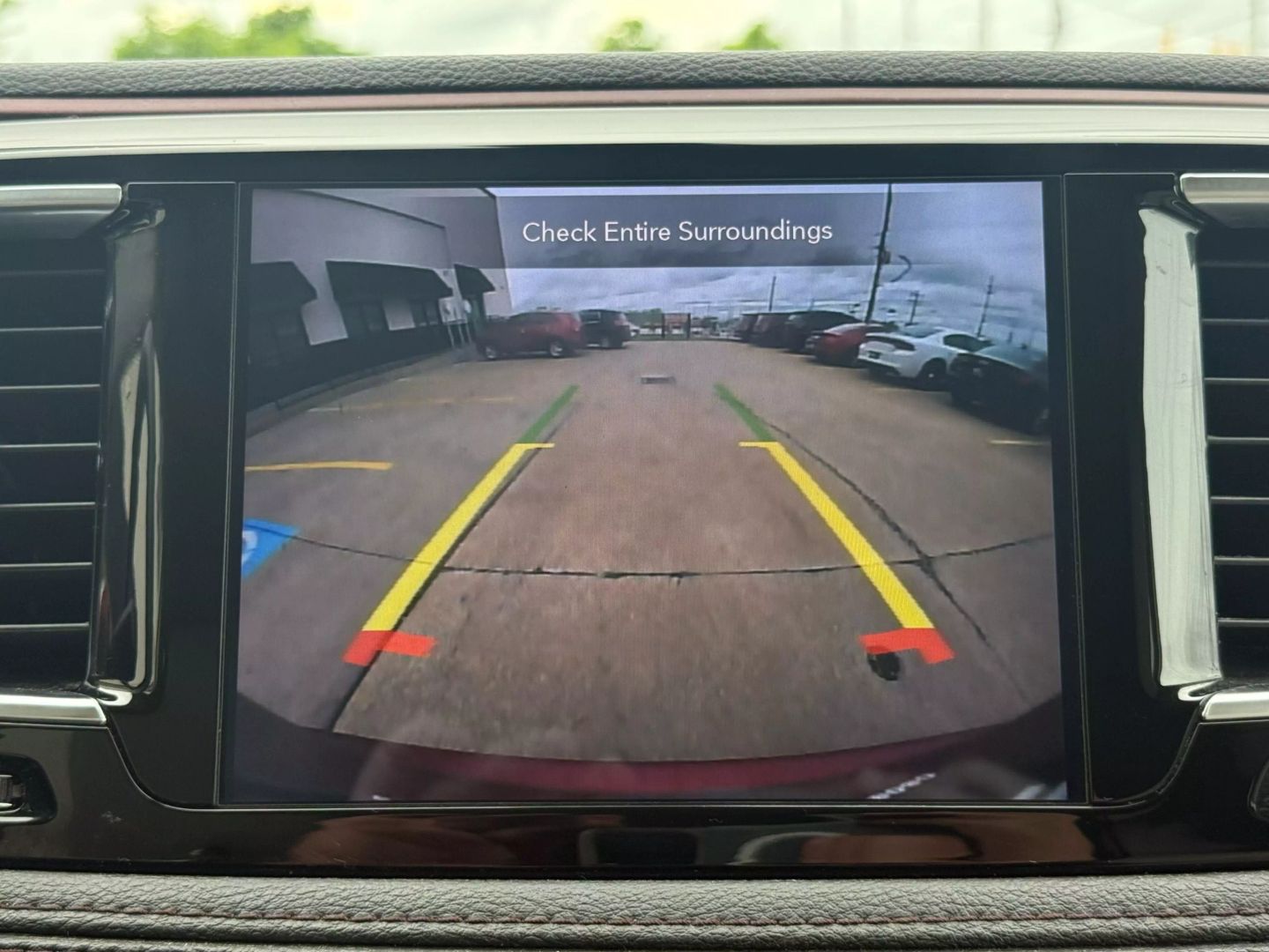 2020 Chrysler Pacifica - Image 51