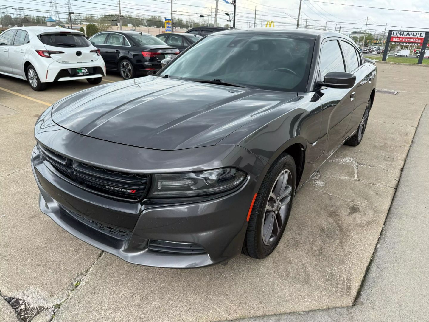 2018 Dodge Charger - Image 4
