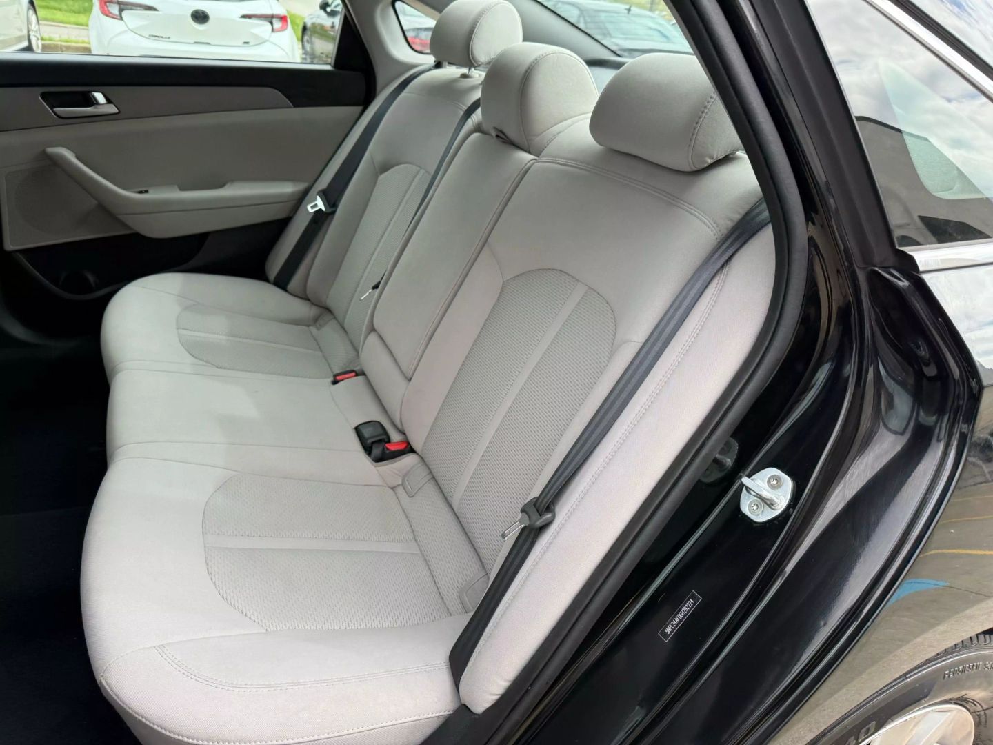 2016 Hyundai Sonata - Image 17