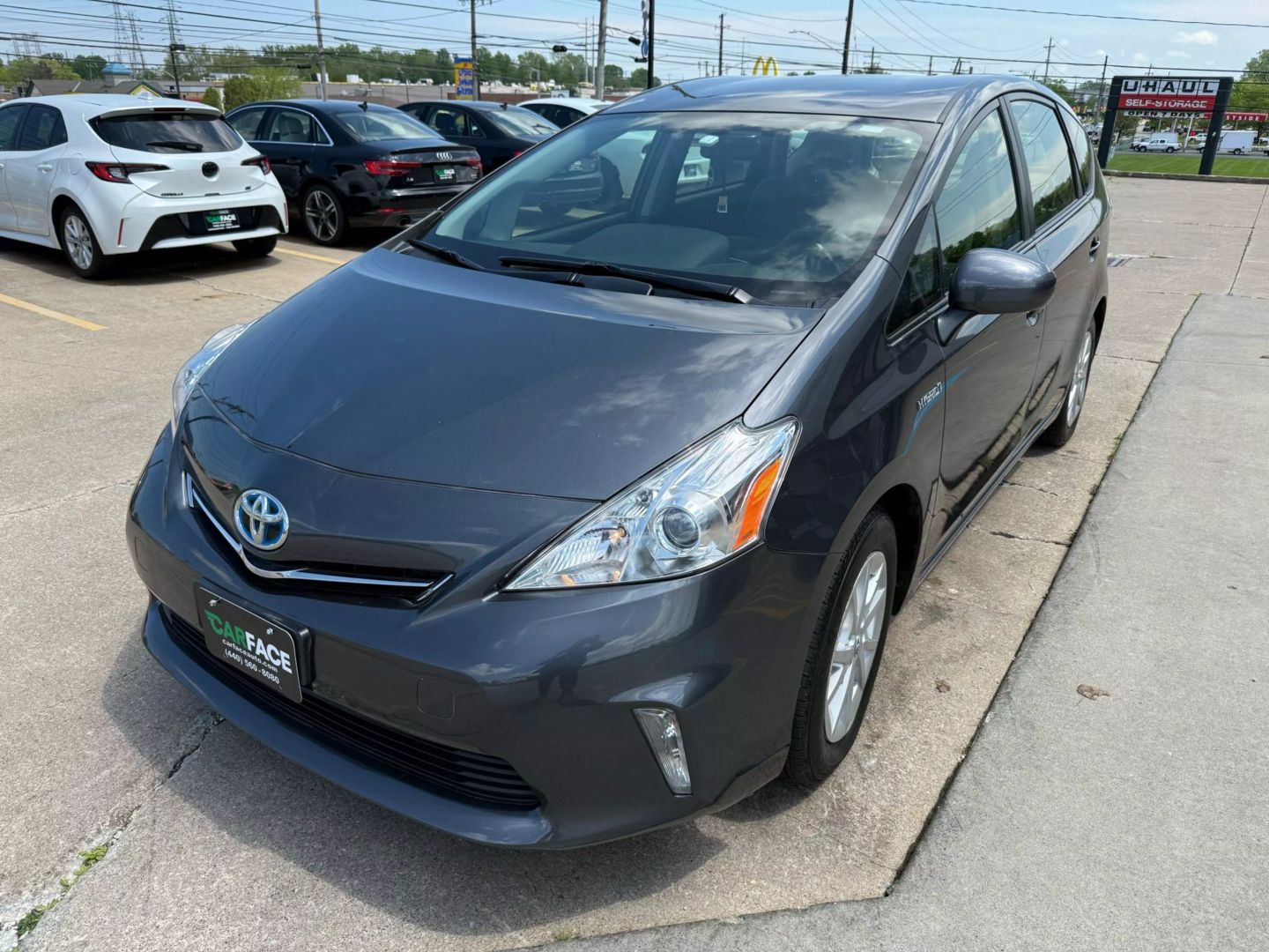 2014 Toyota Prius V - Image 4