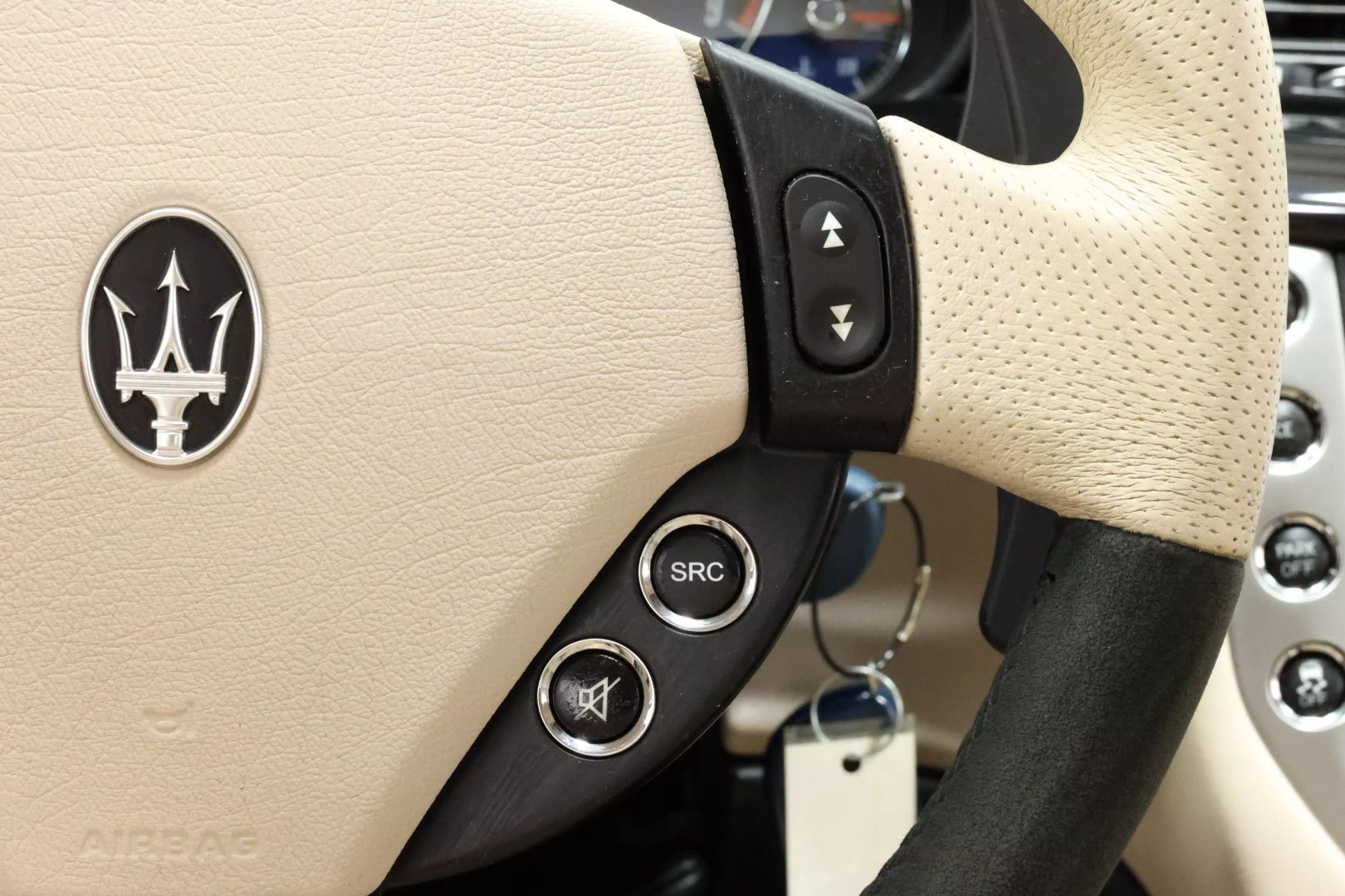 2013 Maserati Granturismo - Image 30