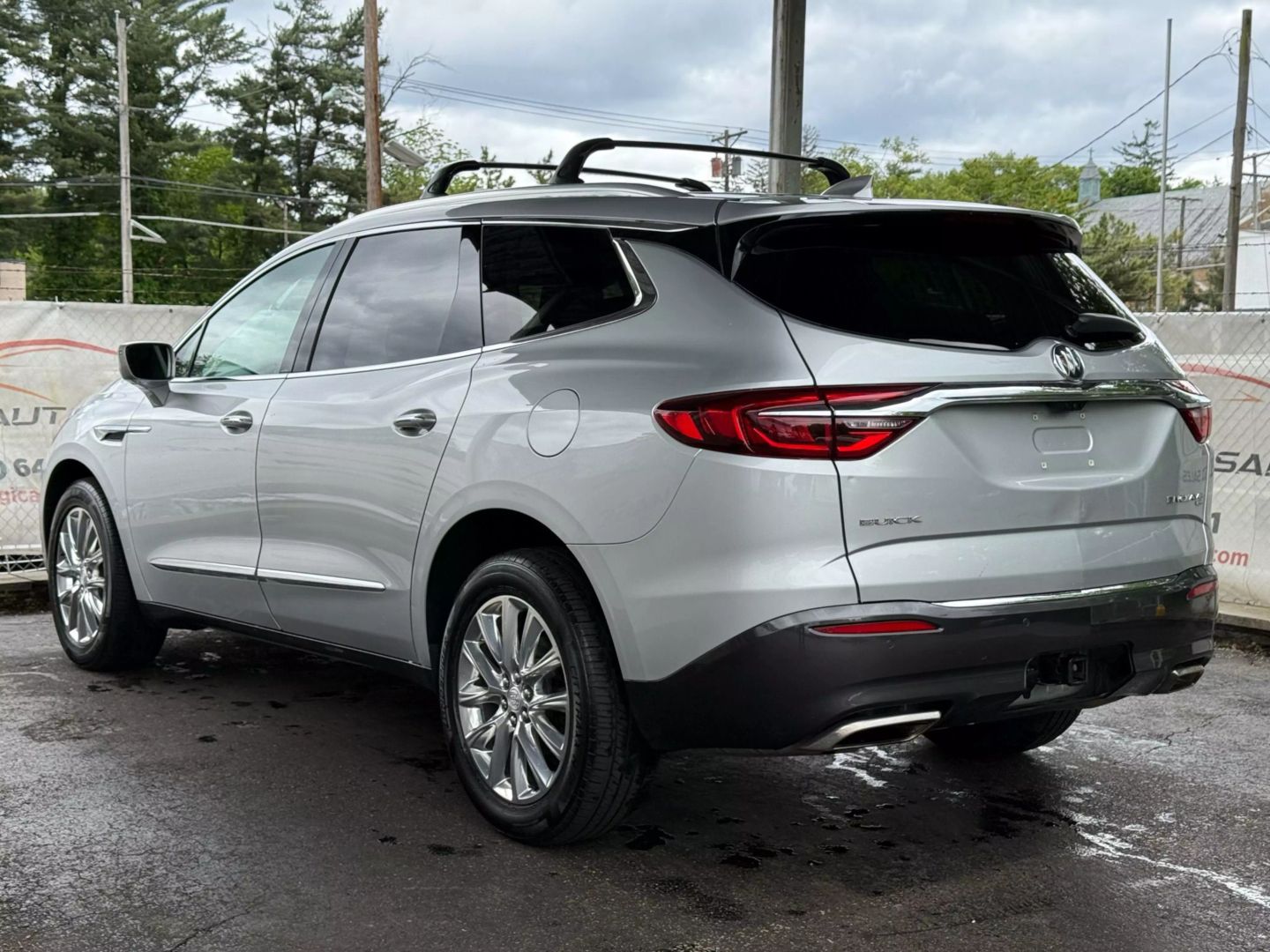 2018 Buick Enclave - Image 11