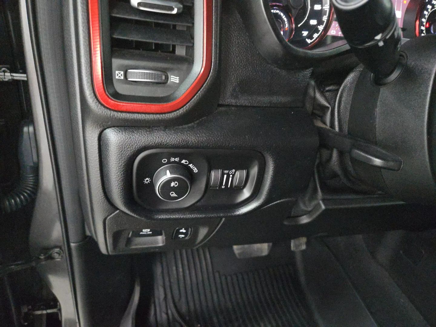 2019 Ram 1500 Quad Cab - Image 21