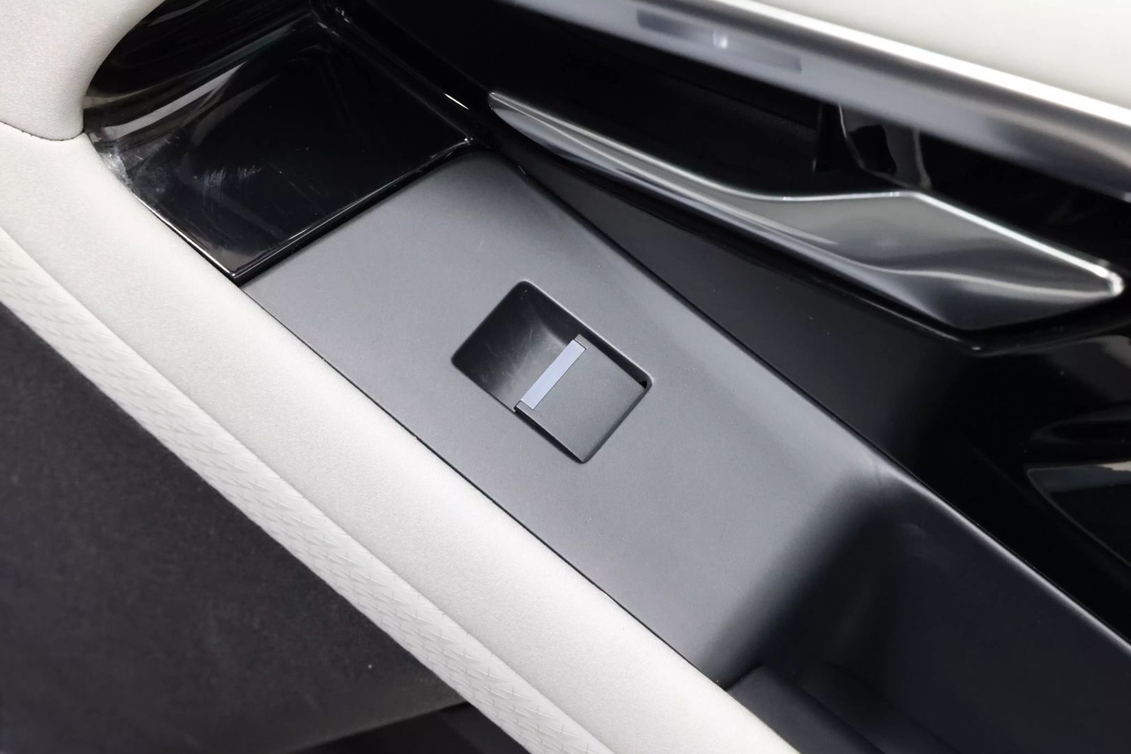 2020 Land Rover Range Rover Evoque - Image 70