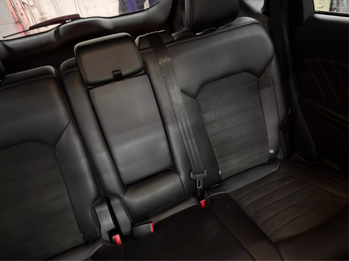 2020 Ford Edge - Image 33
