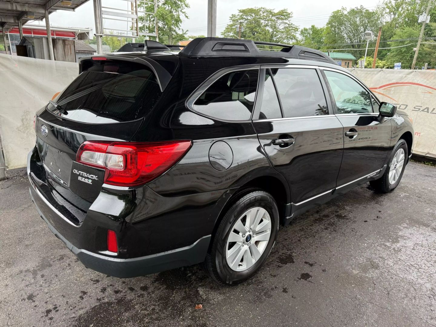 2017 Subaru Outback - Image 12