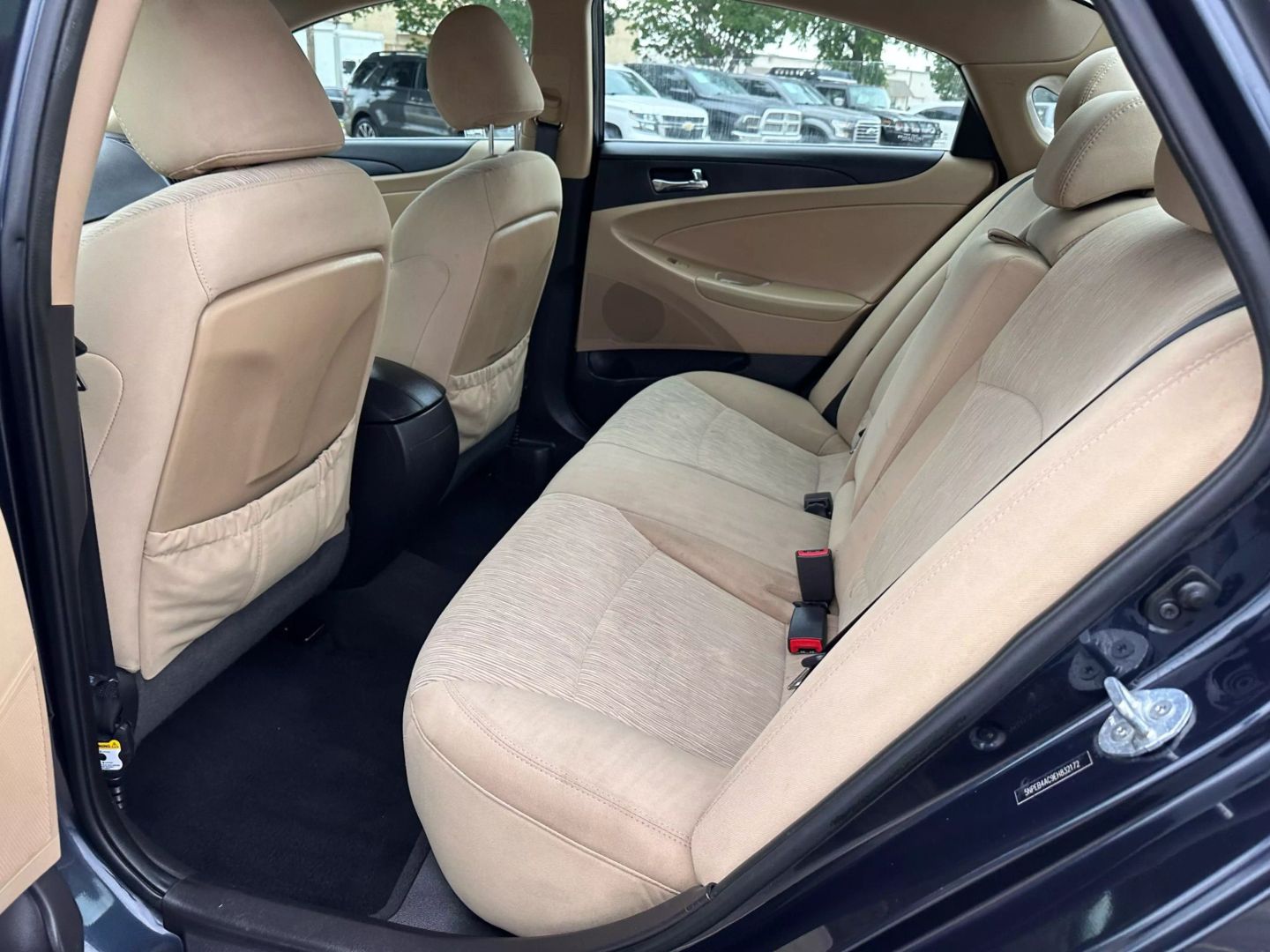 2014 Hyundai Sonata - Image 16