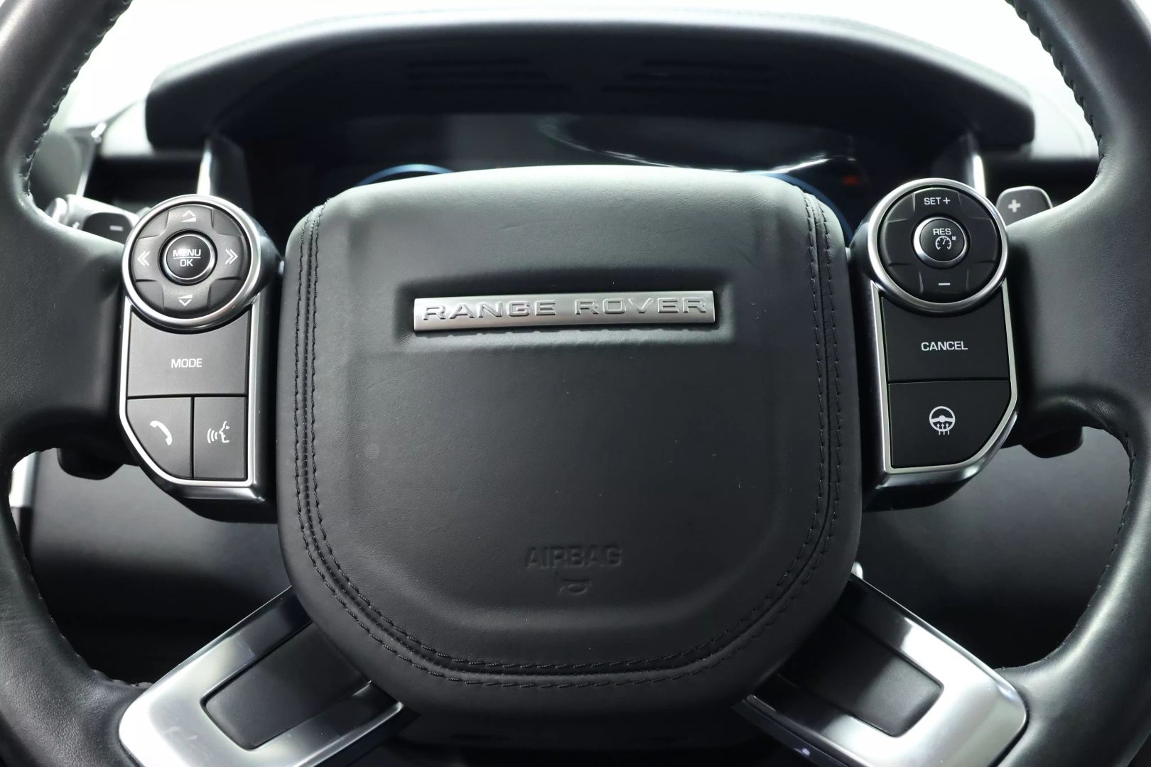 2016 Land Rover Range Rover - Image 28