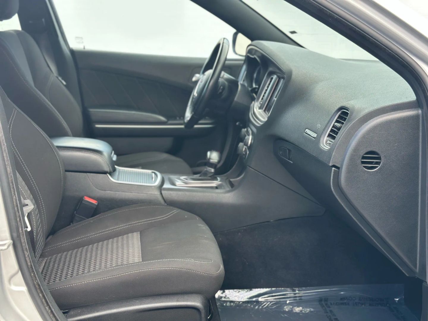 2023 DODGE CHARGER SEDAN V6, 3.6 LITER SXT SEDAN 4D