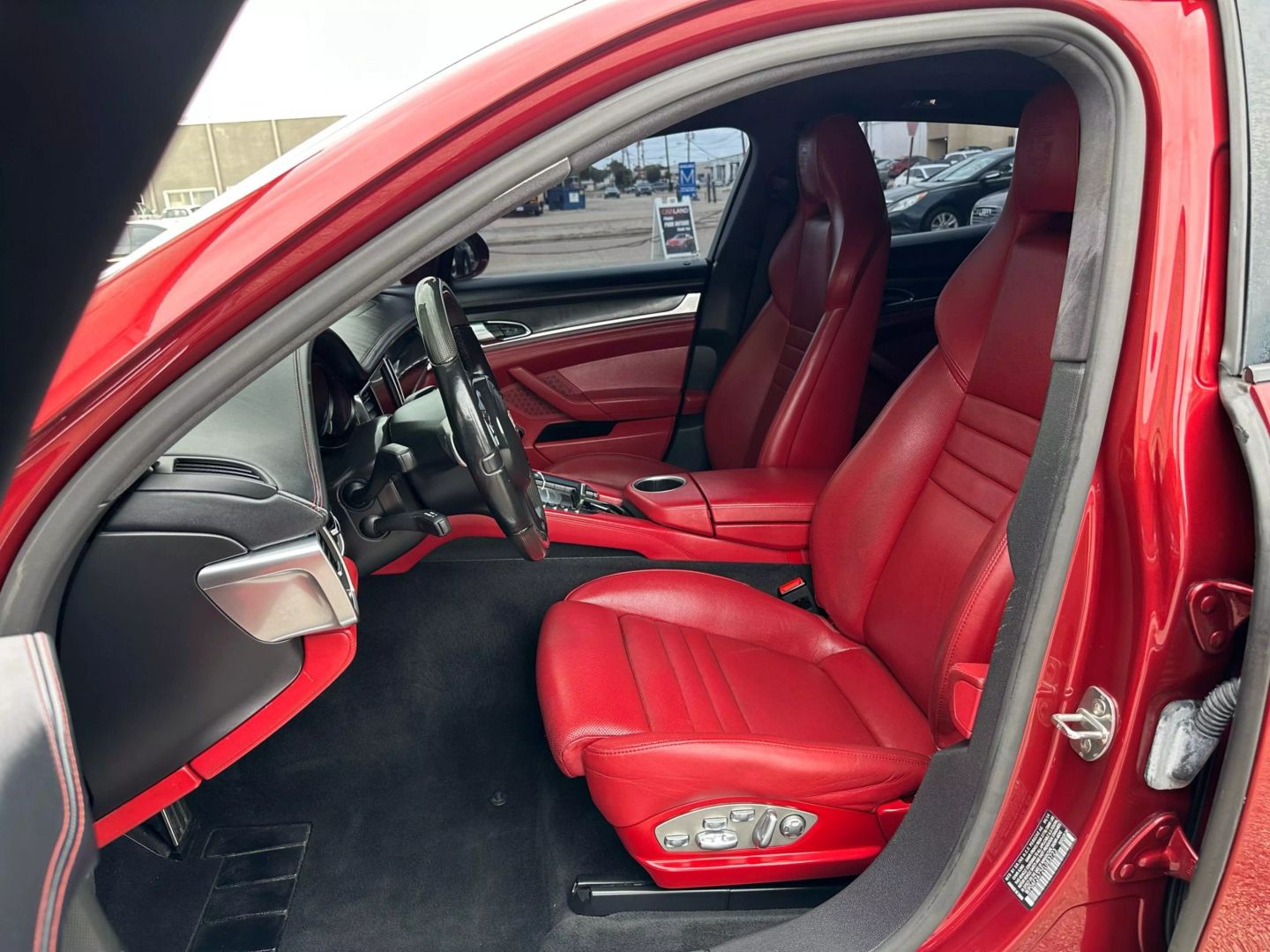 2014 Porsche Panamera - Image 28