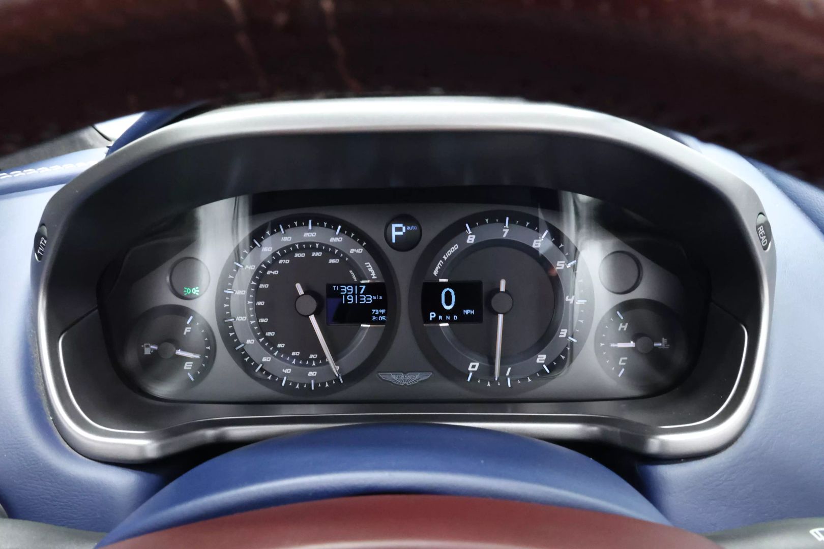 2015 Aston Martin Vanquish - Image 29