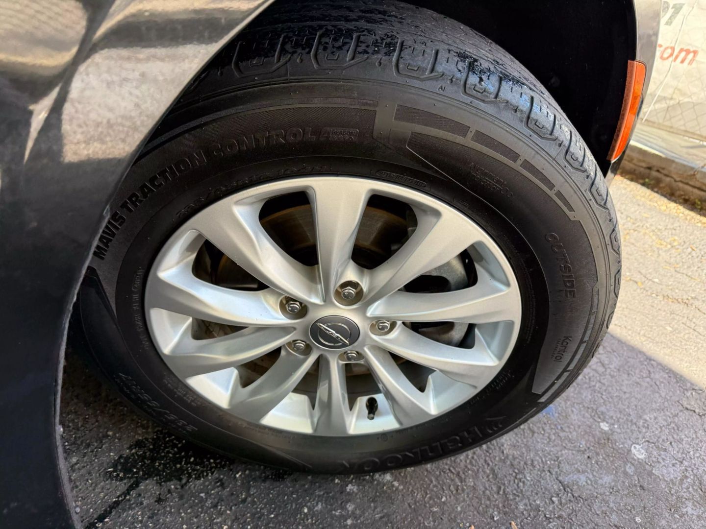2018 Chrysler Pacifica - Image 47