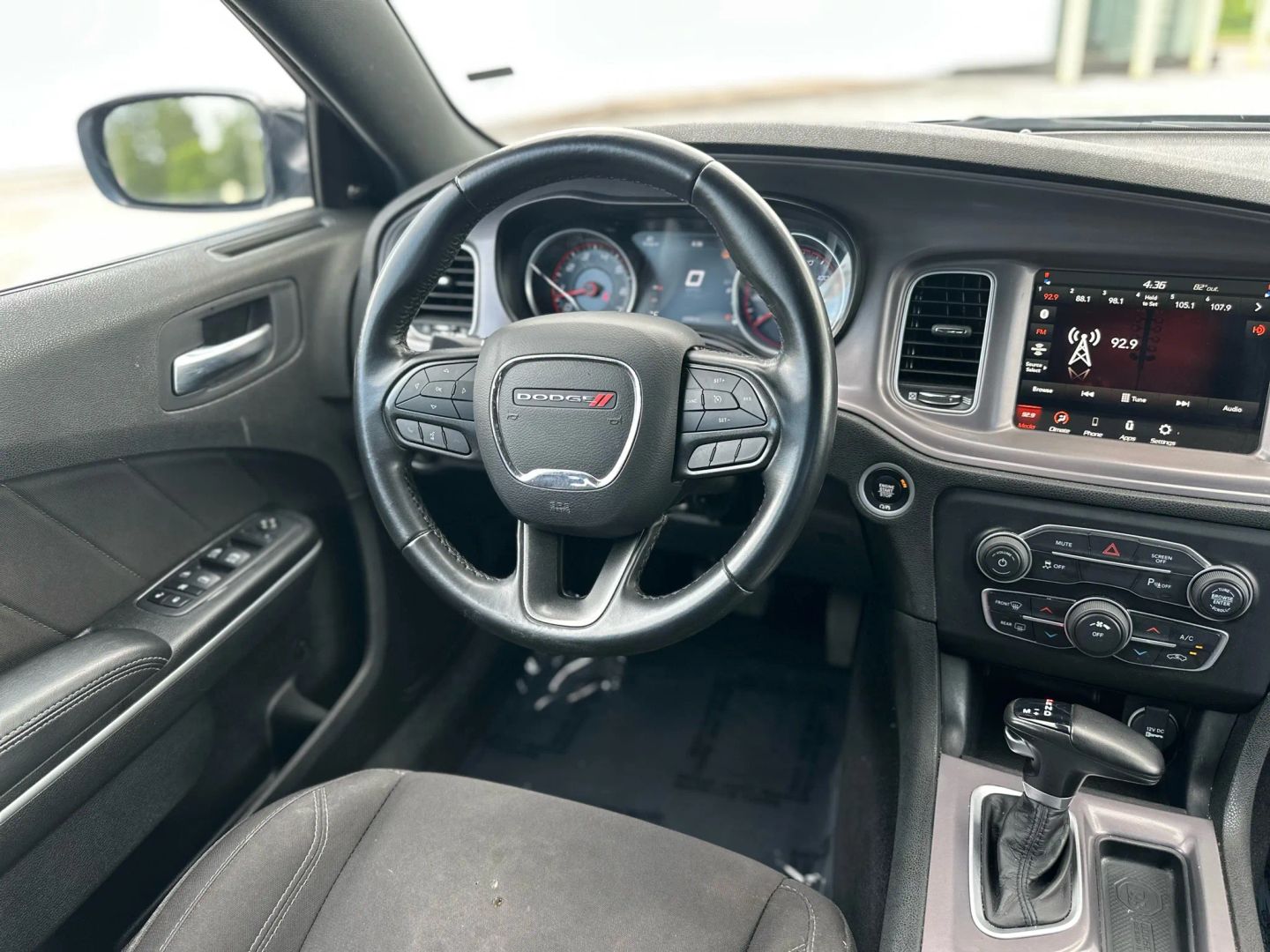 2023 DODGE CHARGER SEDAN V6, 3.6 LITER SXT SEDAN 4D