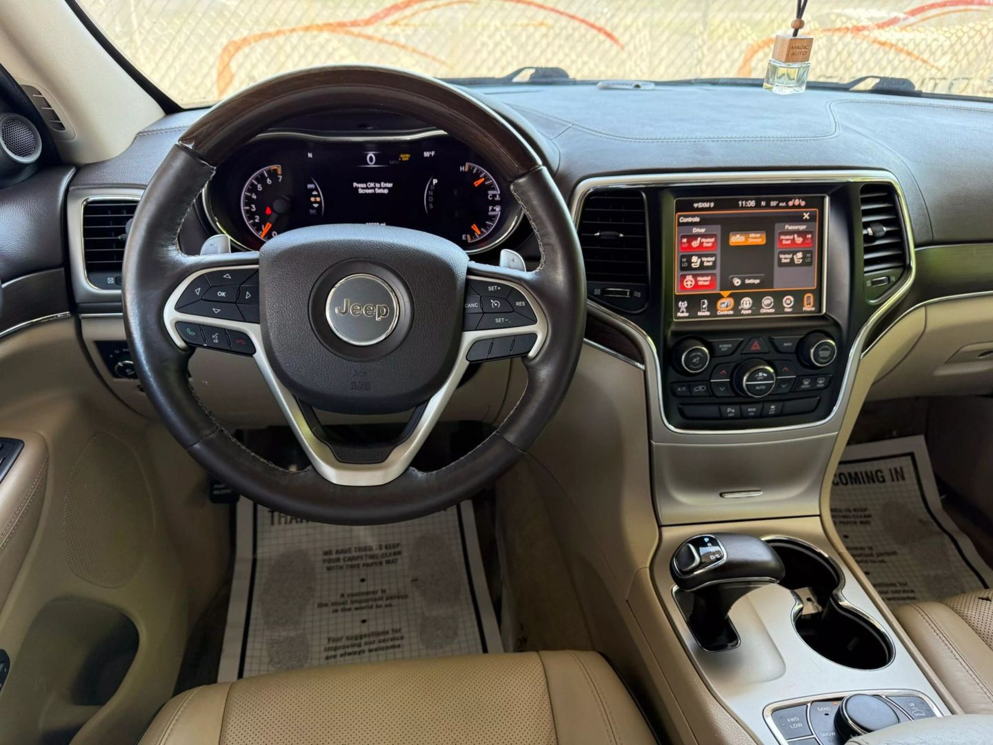 2015 Jeep Grand Cherokee - Image 31