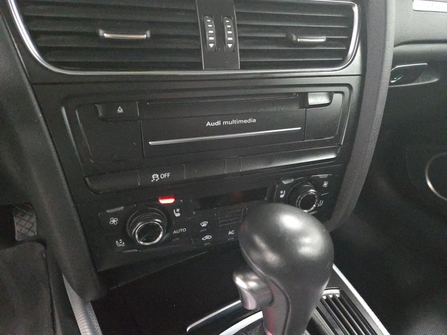 2011 Audi A5 - Image 24