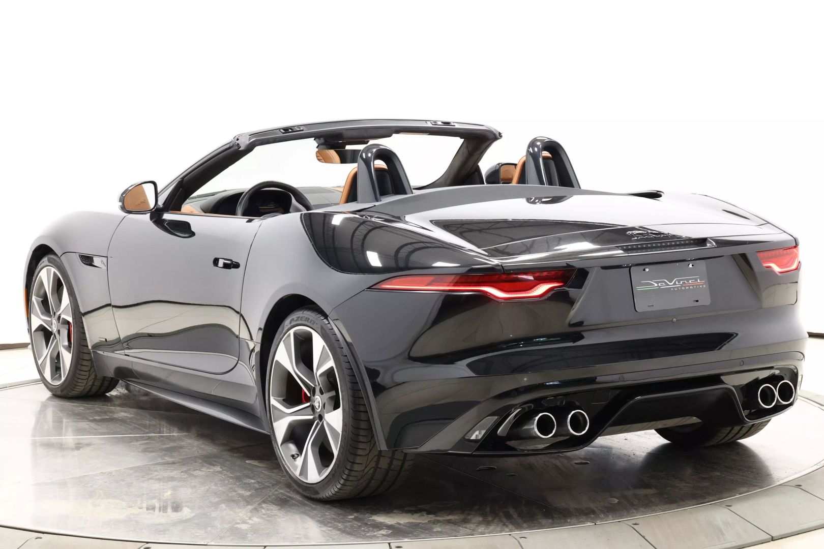2024 Jaguar F-type - Image 43