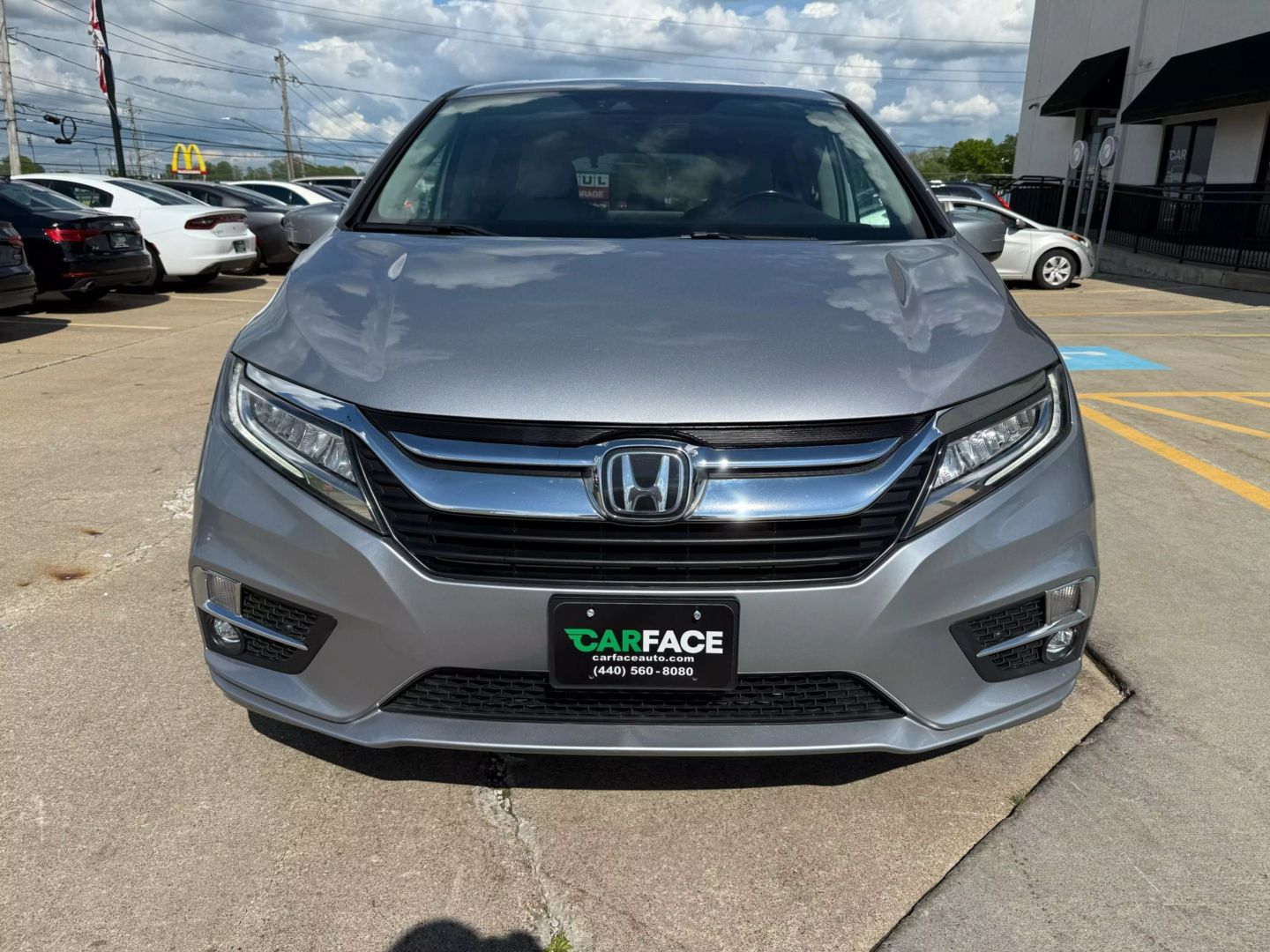 2018 Honda Odyssey - Image 2