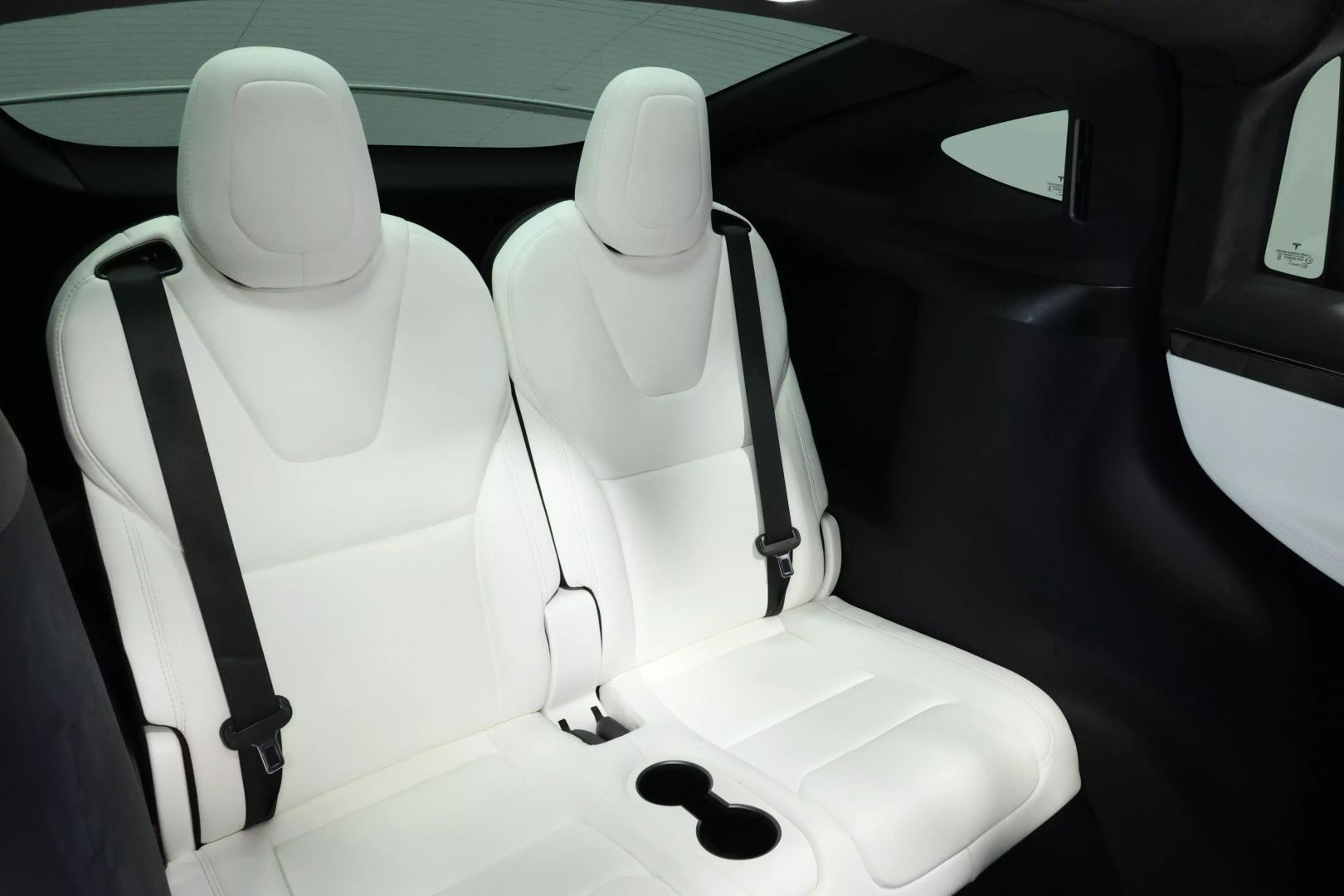 2020 Tesla Model X - Image 81