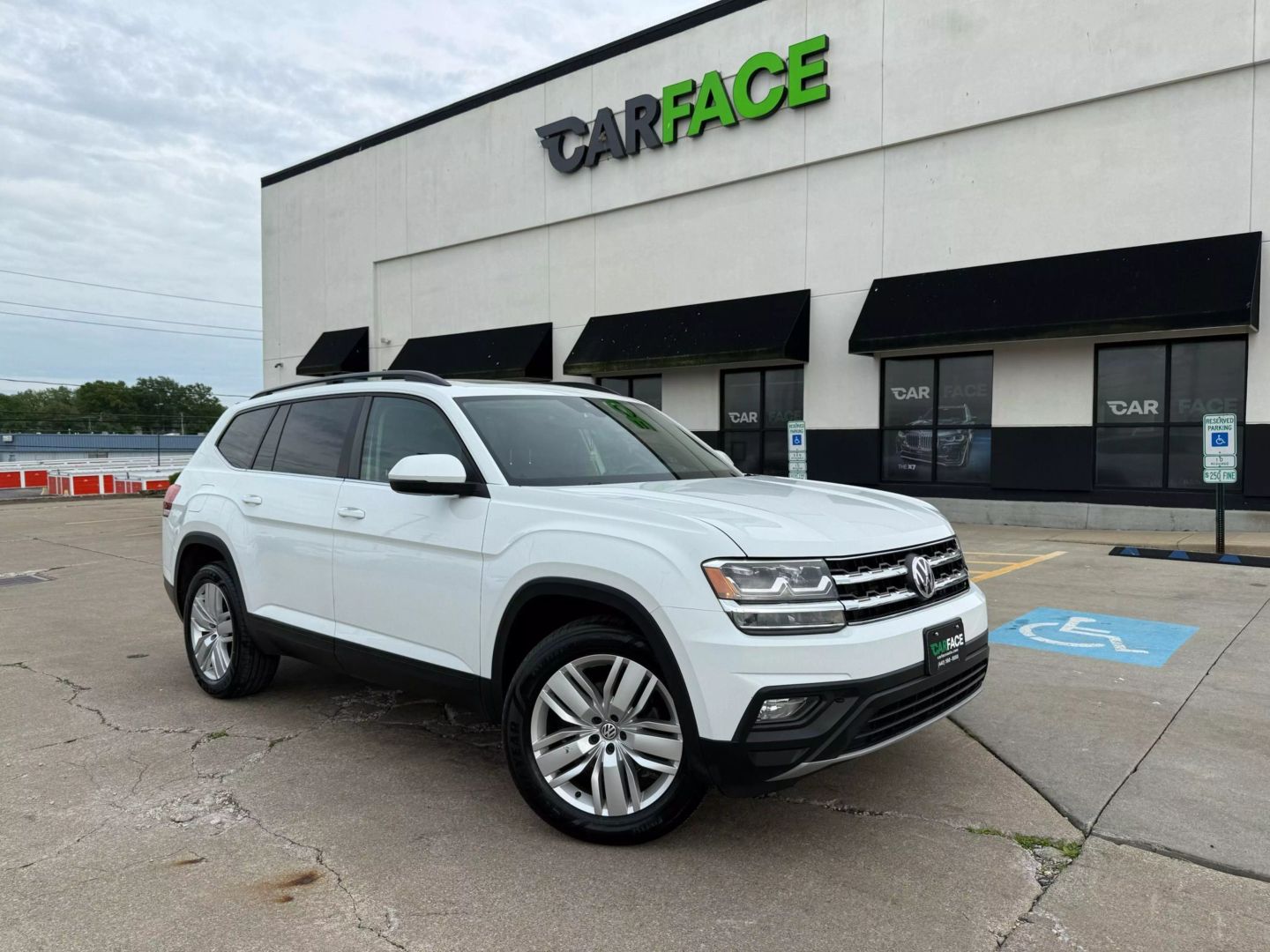 2020 Volkswagen Atlas - Image 1