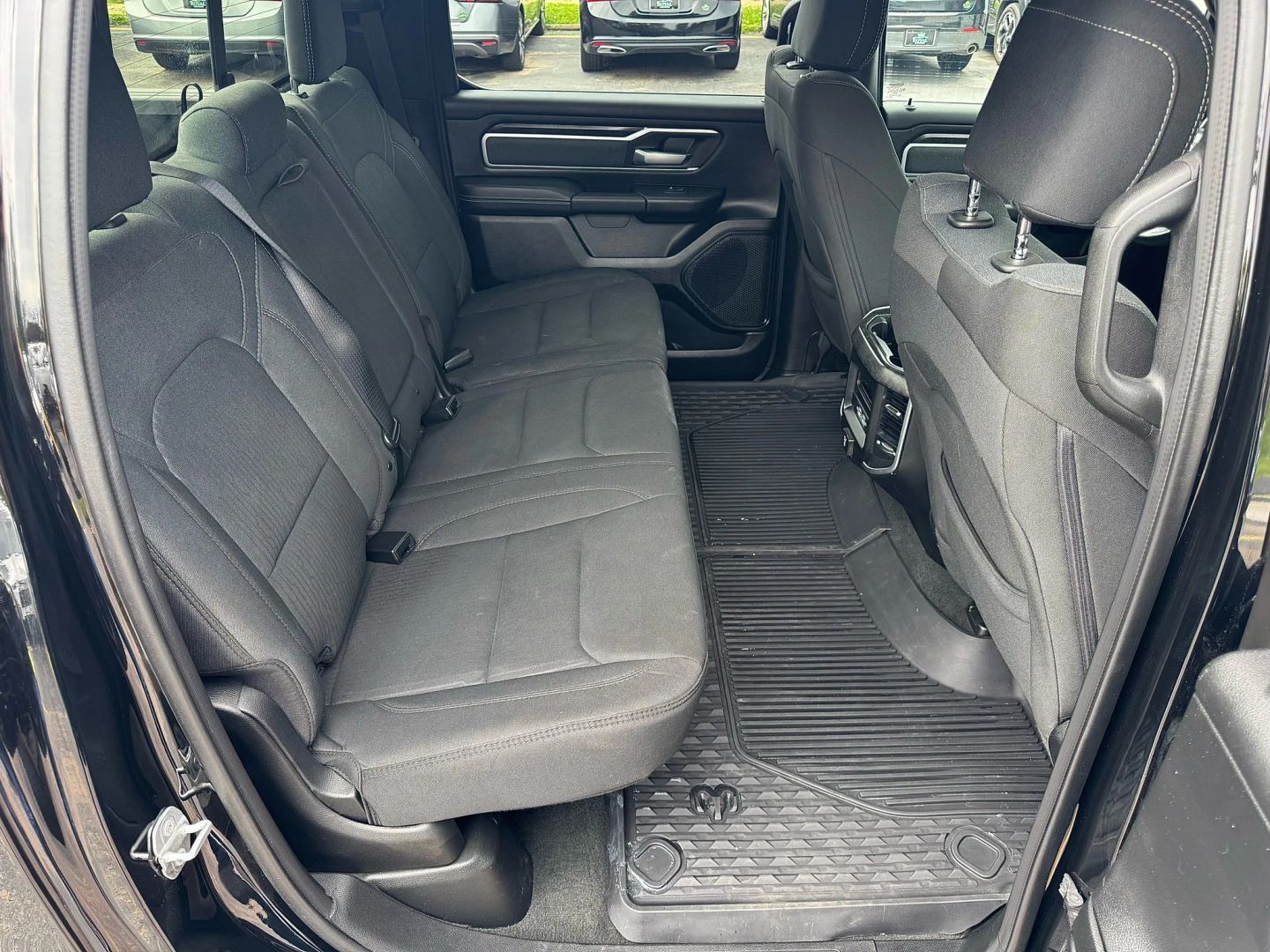 2022 Ram 1500 Crew Cab - Image 17