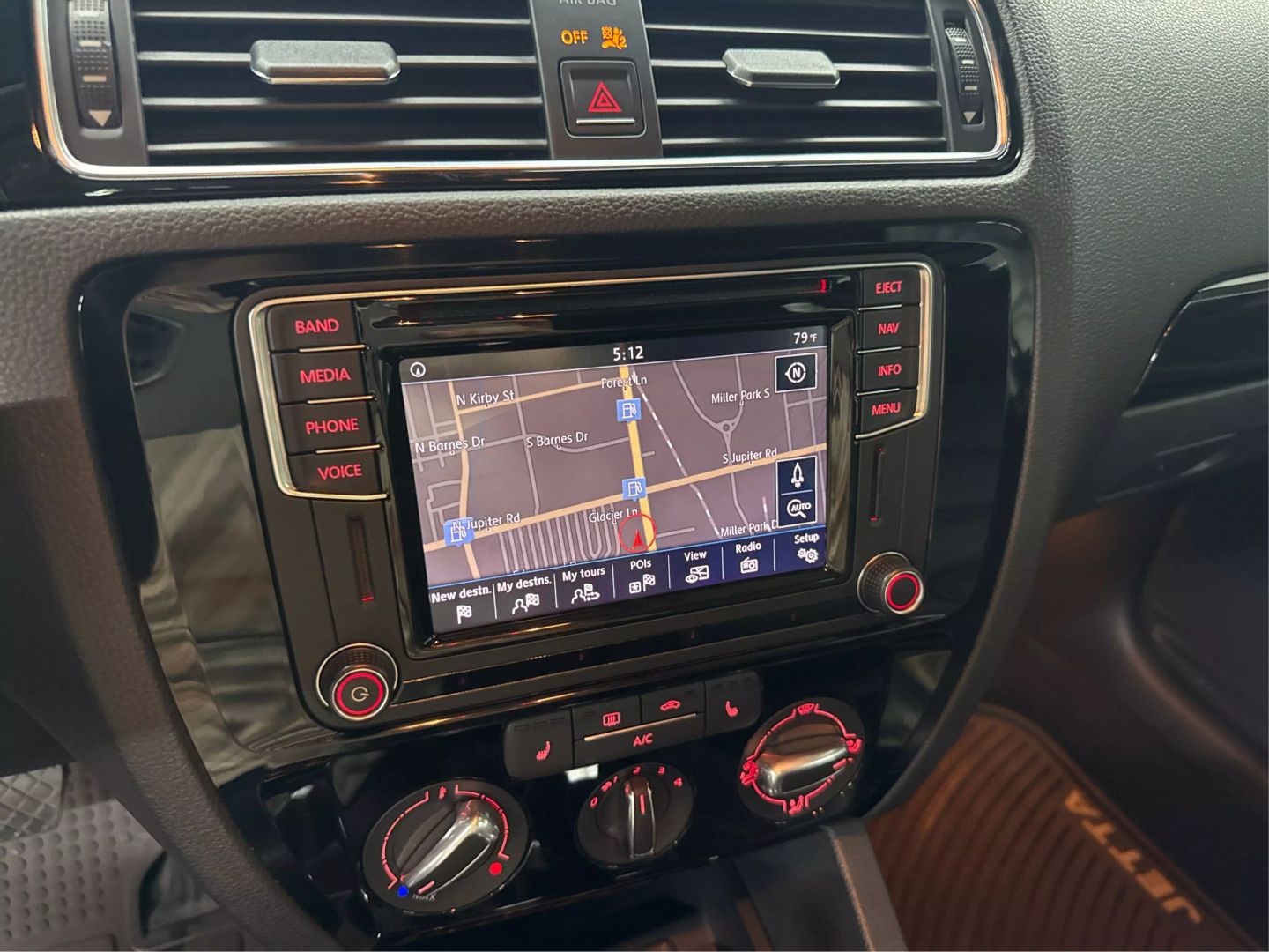 2016 Volkswagen Jetta - Image 22