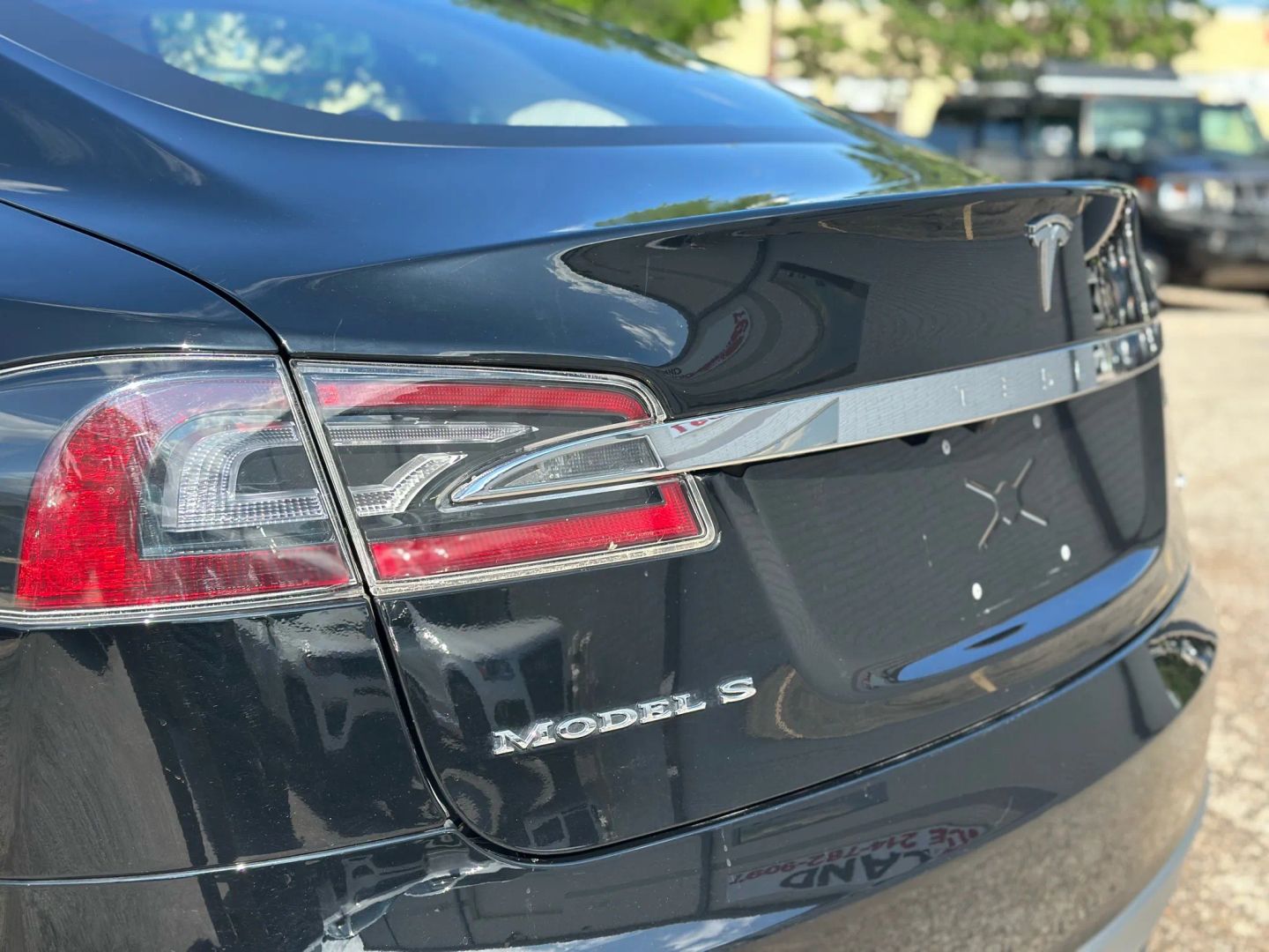 2014 Tesla Model S - Image 7