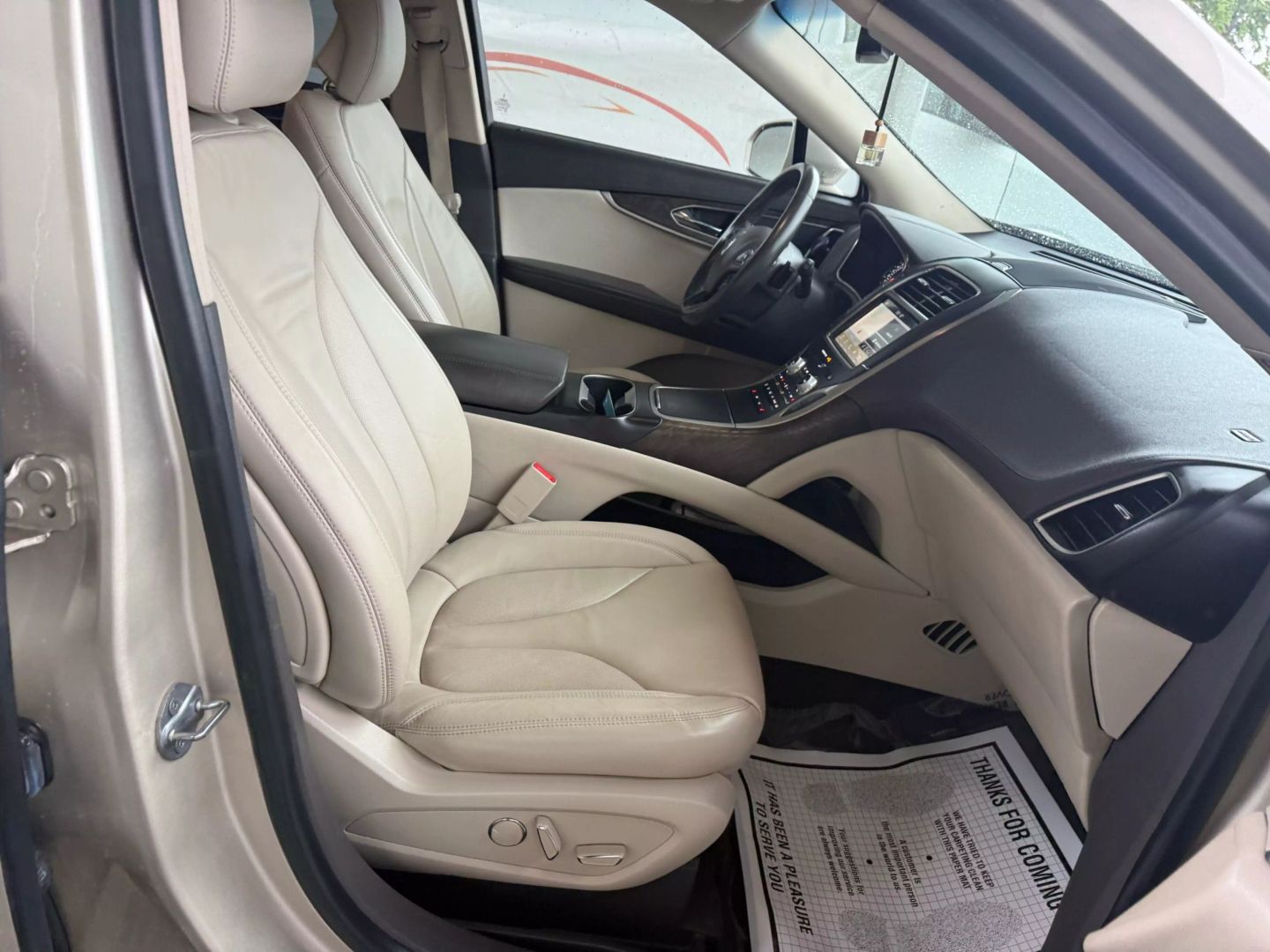 2017 Lincoln Mkx - Image 25