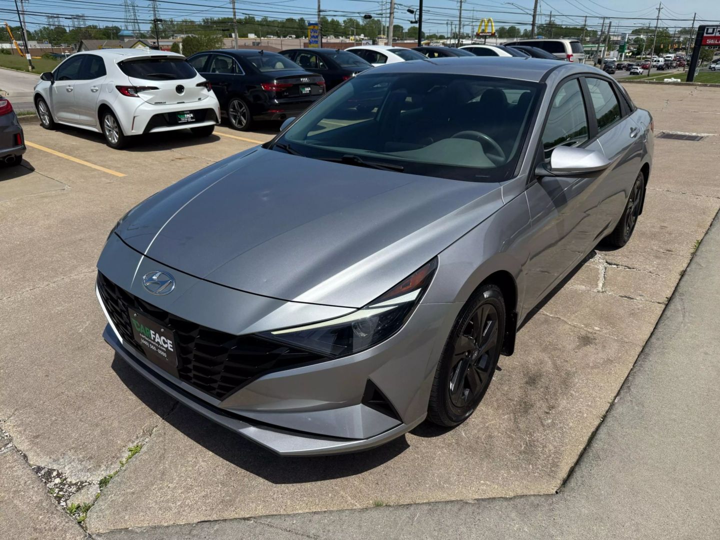 2021 Hyundai Elantra - Image 4