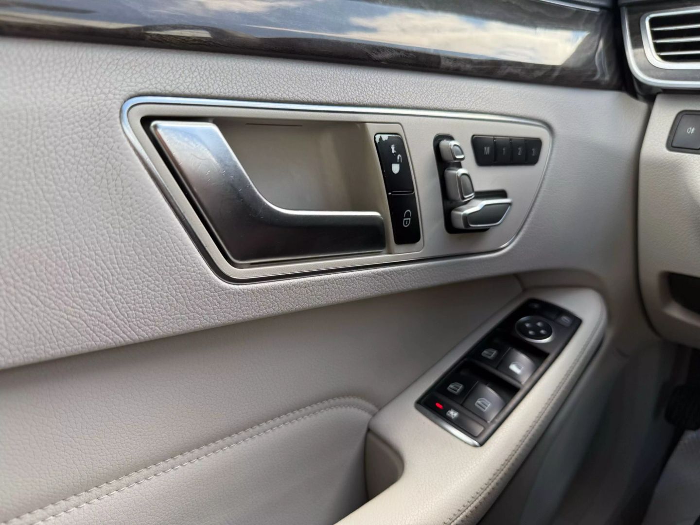 2014 Mercedes-benz E-class - Image 44