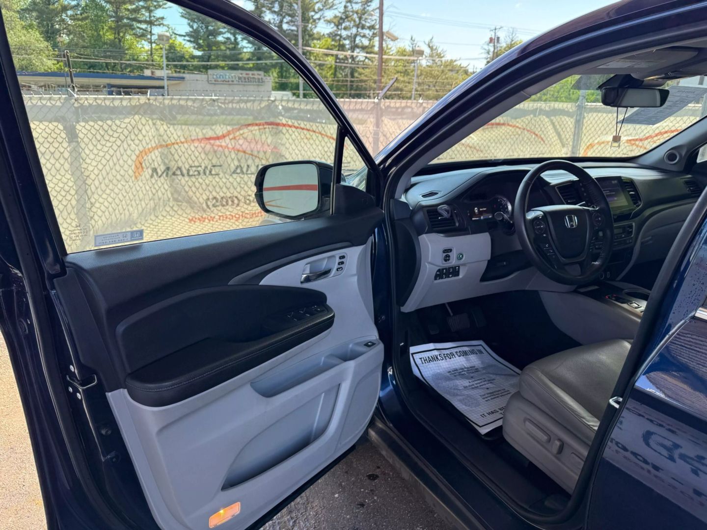 2022 Honda Ridgeline - Image 14