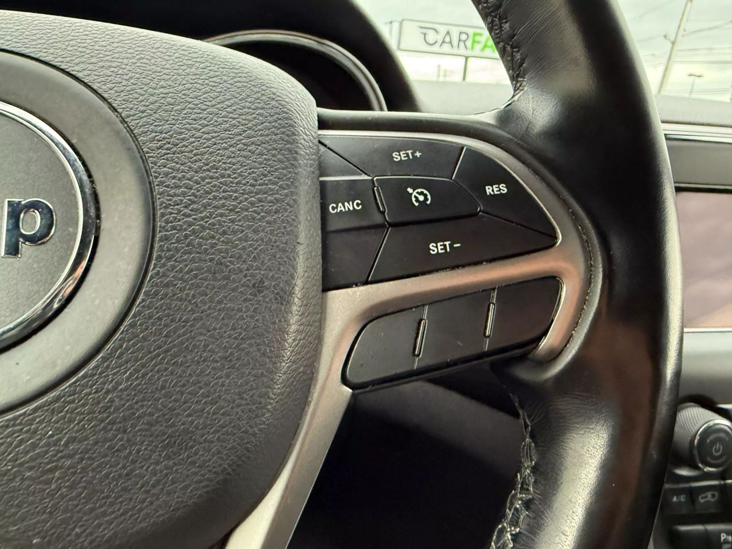 2021 Jeep Grand Cherokee - Image 29