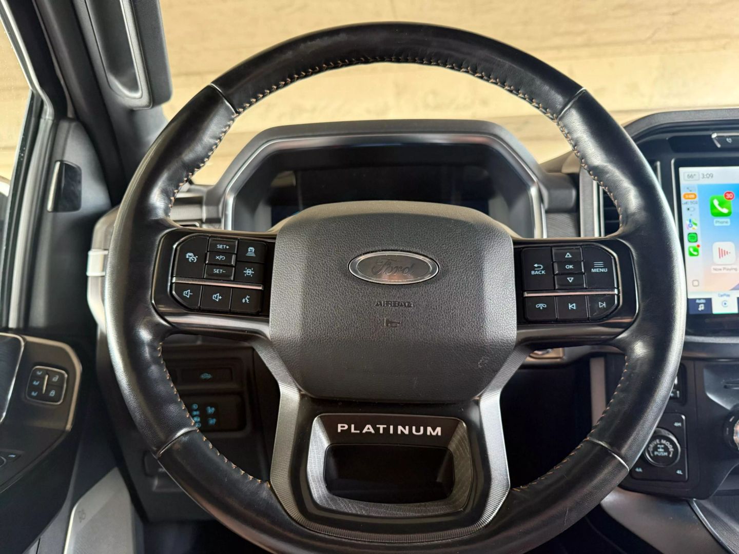 2022 Ford F150 Supercrew Cab - Image 28