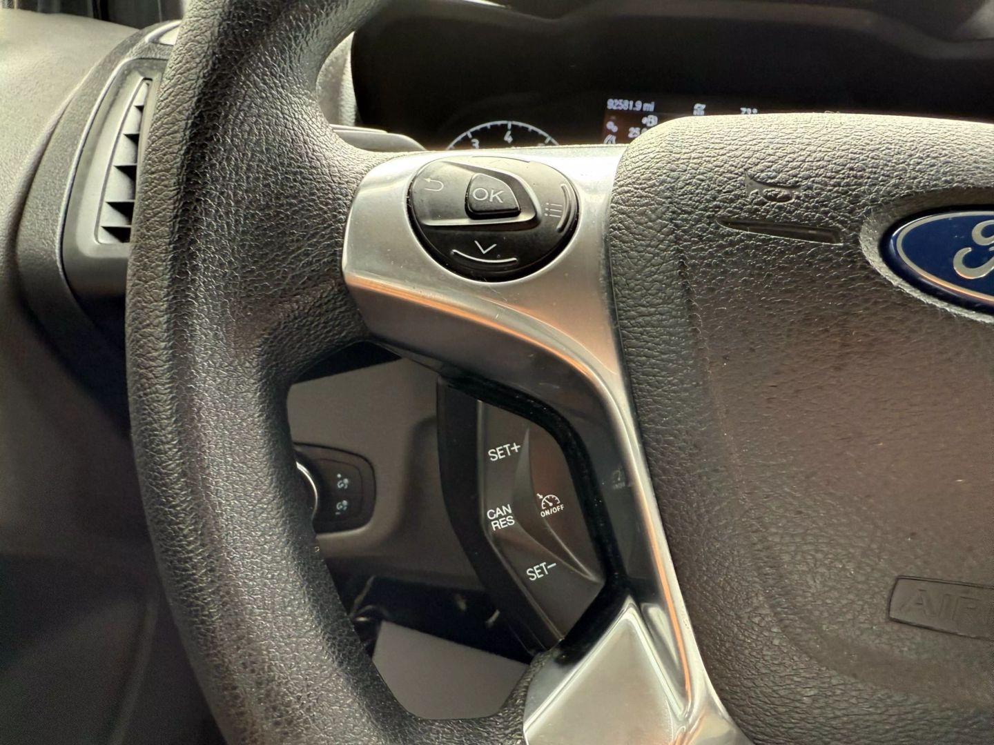 2019 Ford Transit Connect Passenger - Image 29