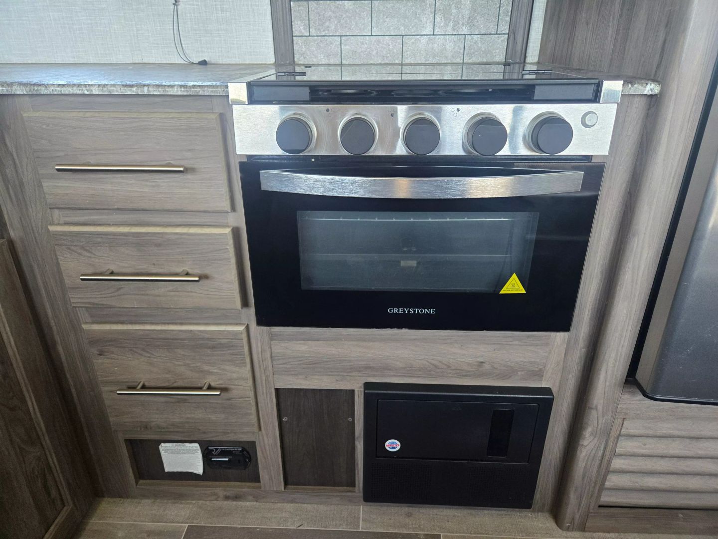2021 Keyston Rv Zinger Zr328 Sb21 - Image 9