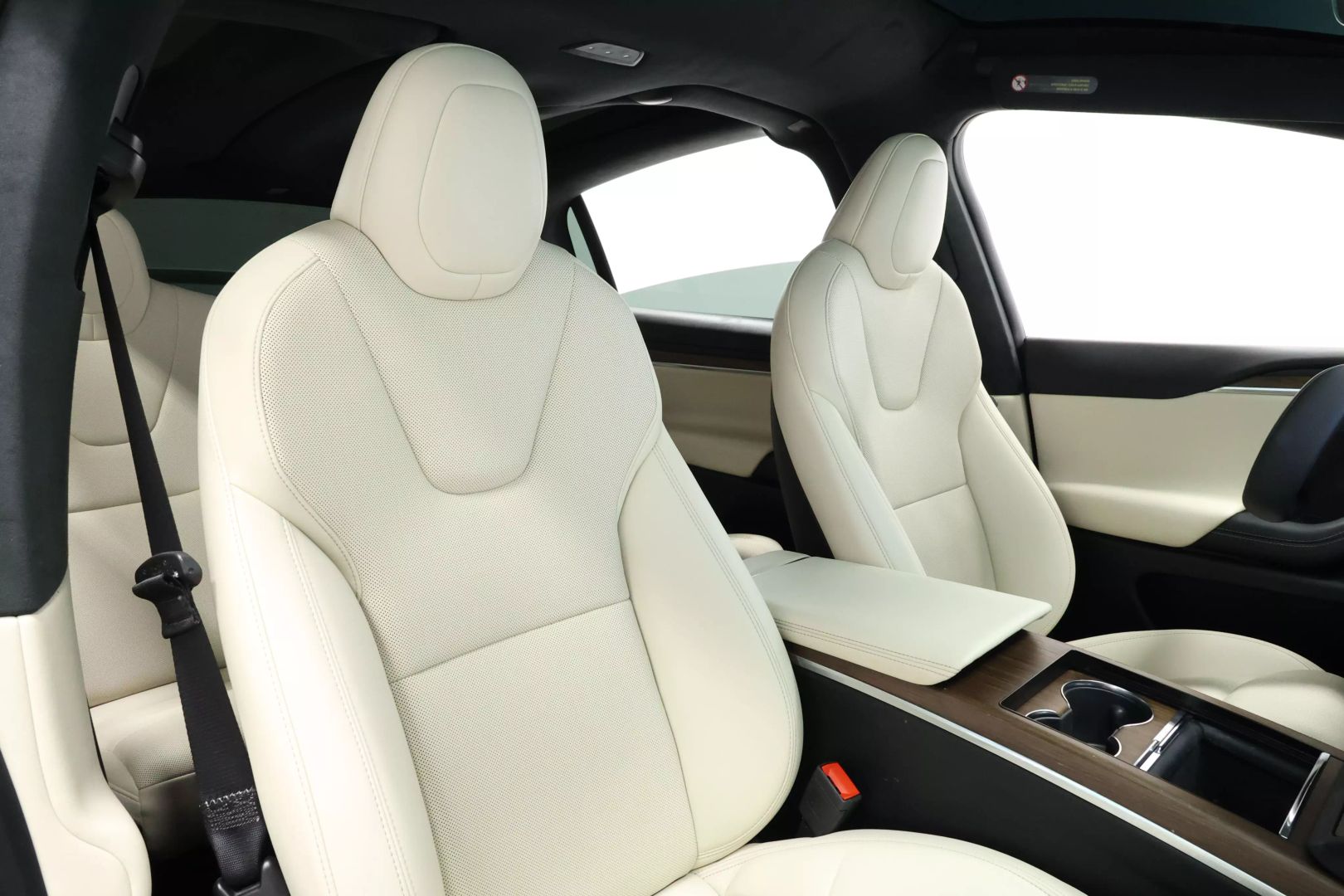 2023 Tesla Model X - Image 86