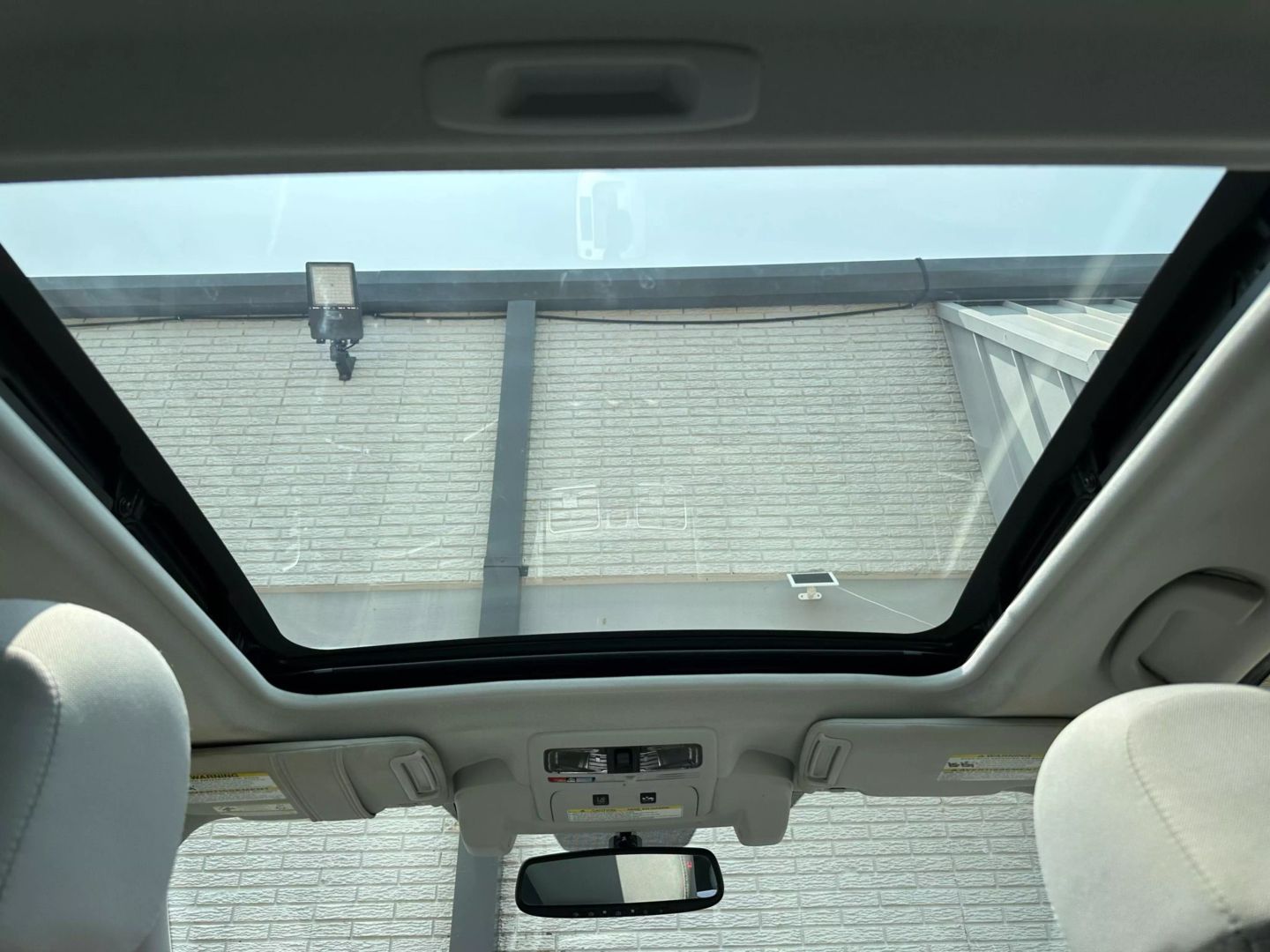 2016 Subaru Forester - Image 43