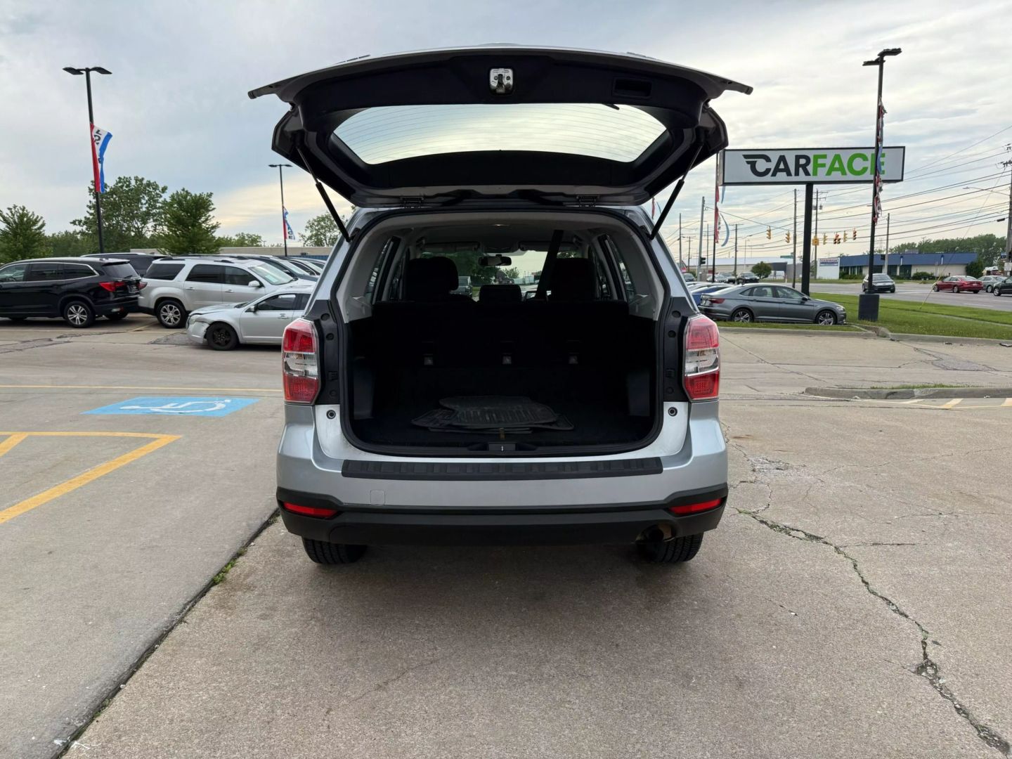 2015 Subaru Forester - Image 12
