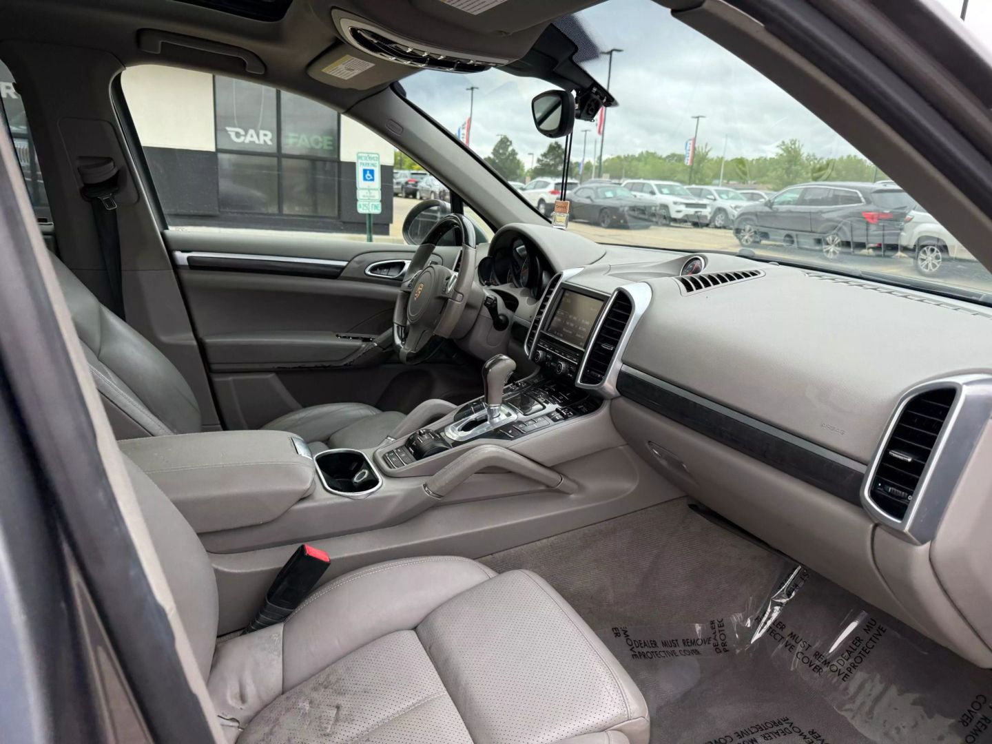 2013 Porsche Cayenne - Image 26