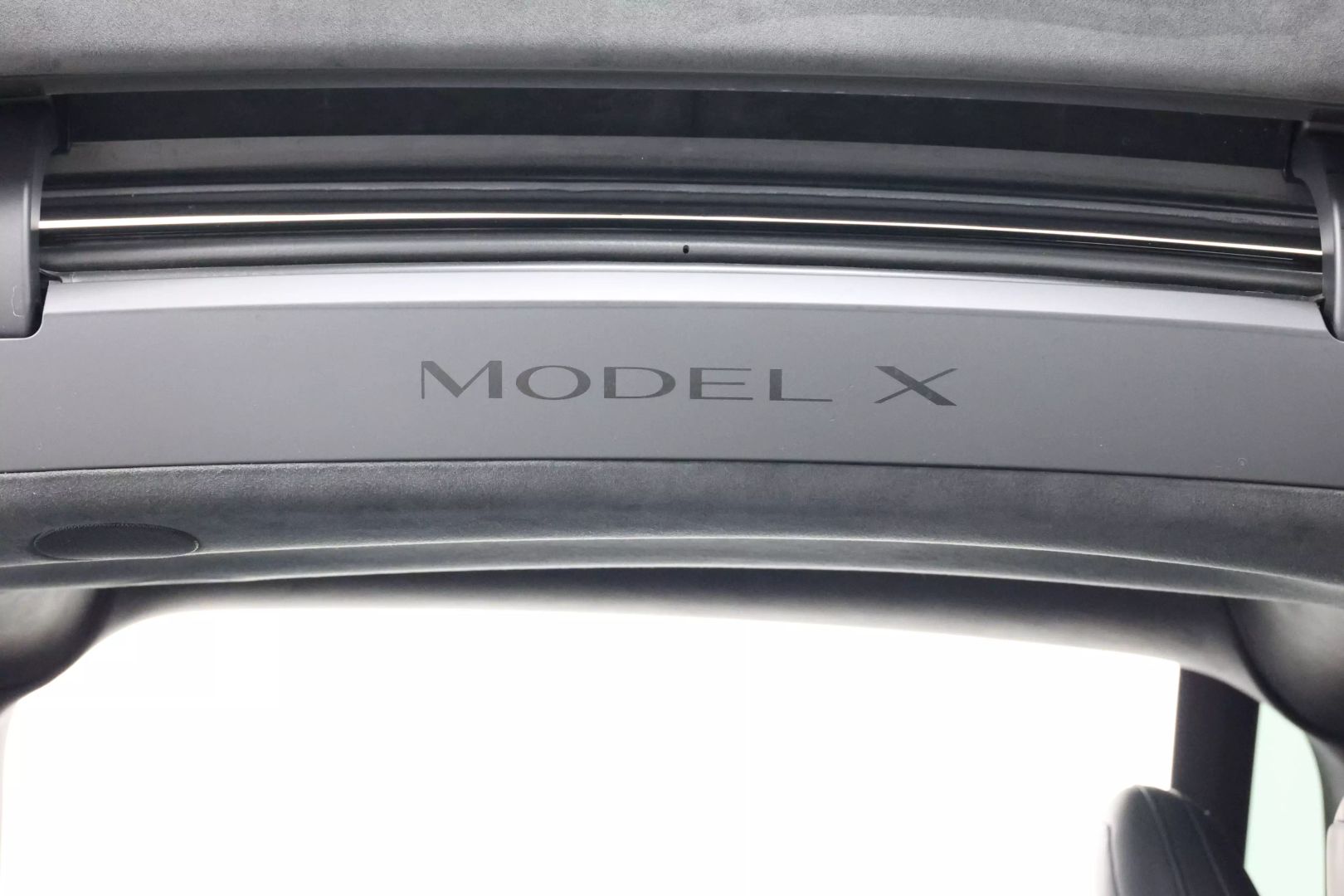 2022 Tesla Model X - Image 43