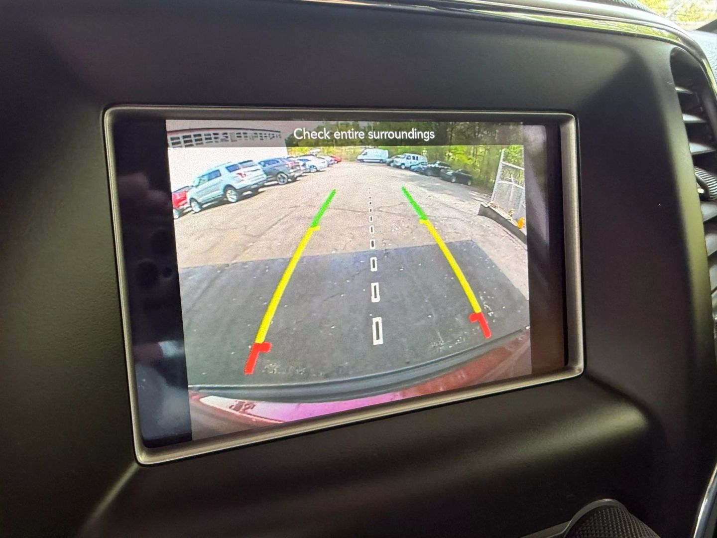 2019 Jeep Grand Cherokee - Image 35