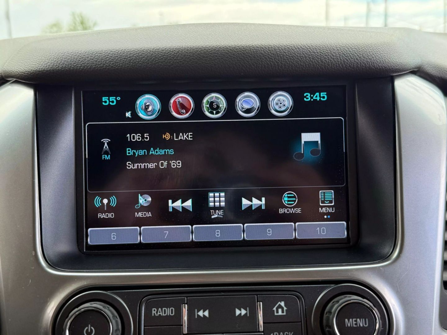2016 Chevrolet Tahoe - Image 33
