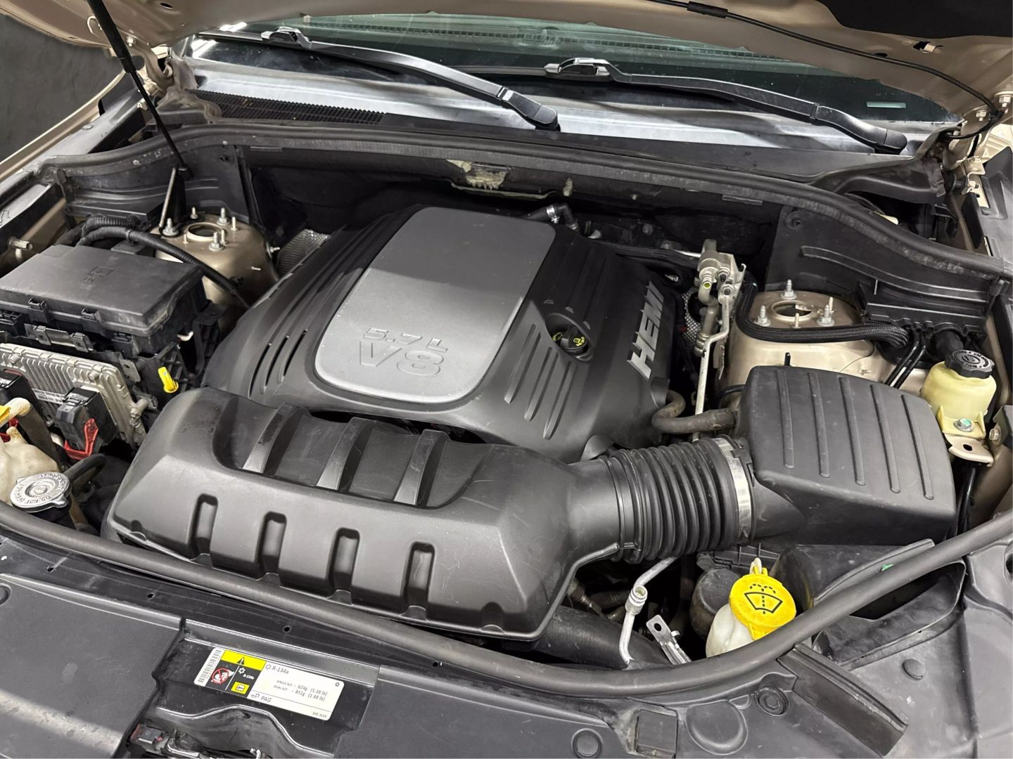2014 Jeep Grand Cherokee - Image 9