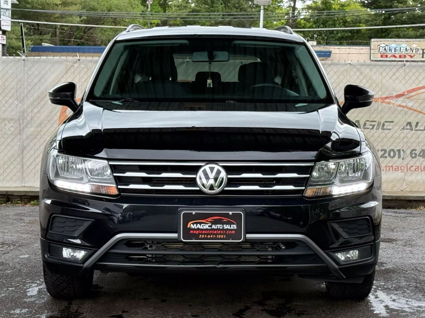 2018 Volkswagen Tiguan - Image 5