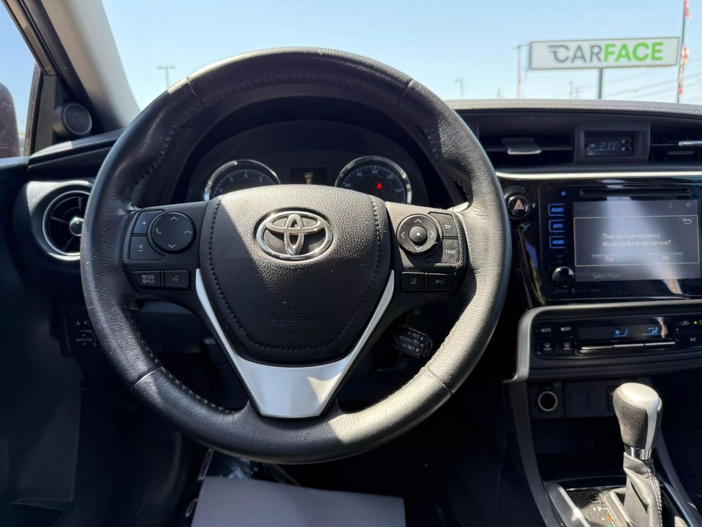 2018 Toyota Corolla - Image 27