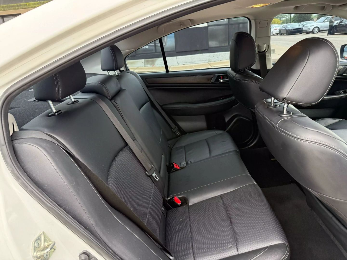 2015 Subaru Legacy - Image 22