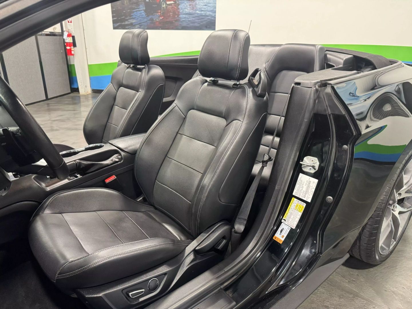 2017 Ford Mustang Gt Premium Convertible 2d - Image 27