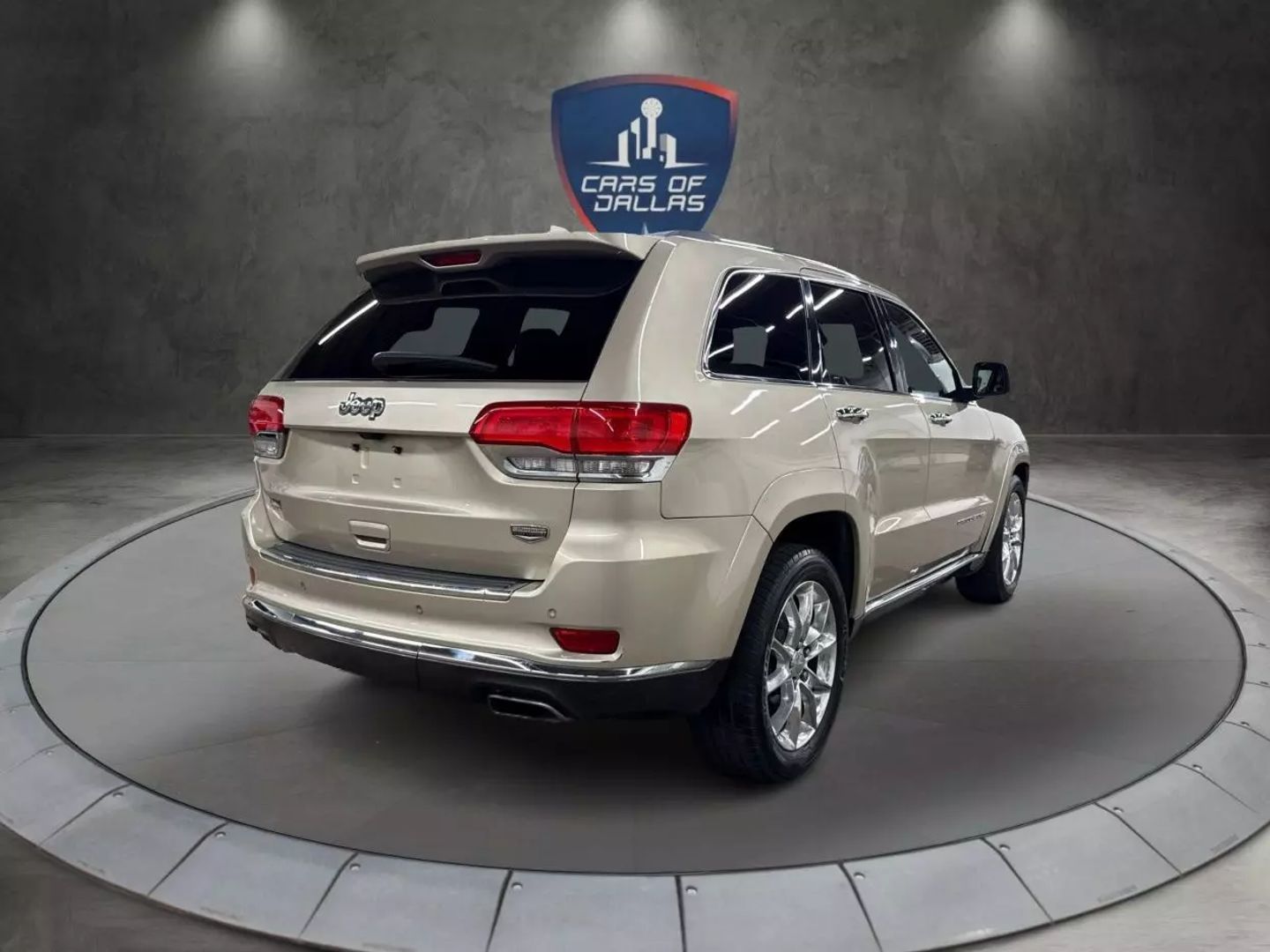 2014 Jeep Grand Cherokee - Image 5