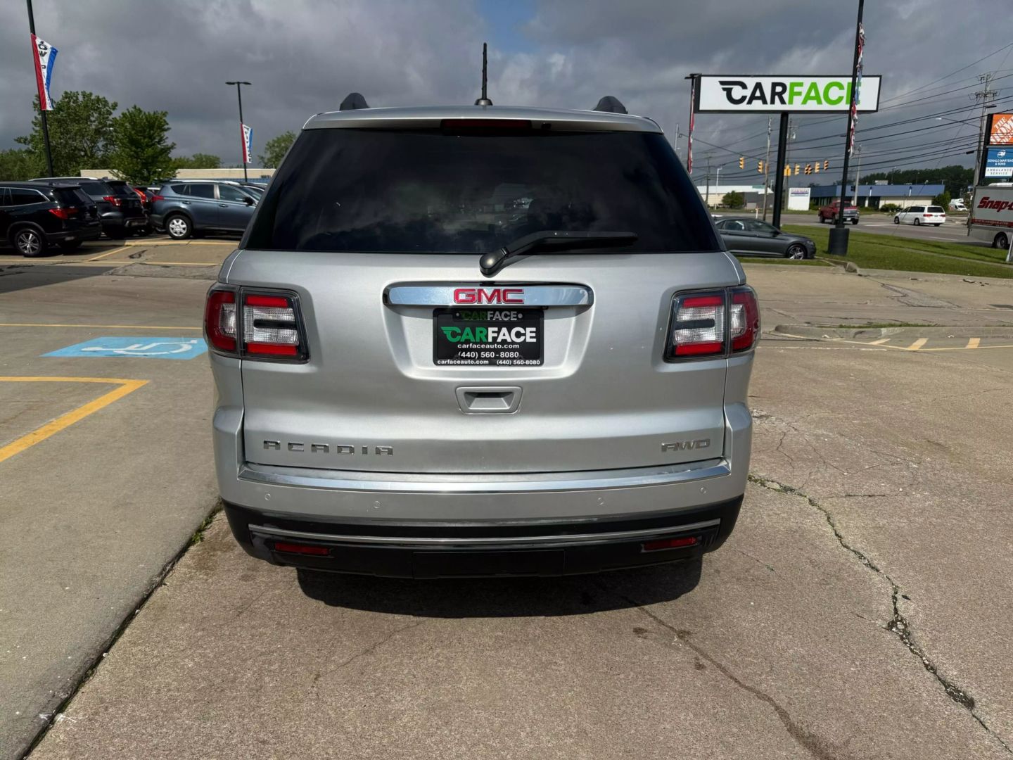 2016 Gmc Acadia - Image 9