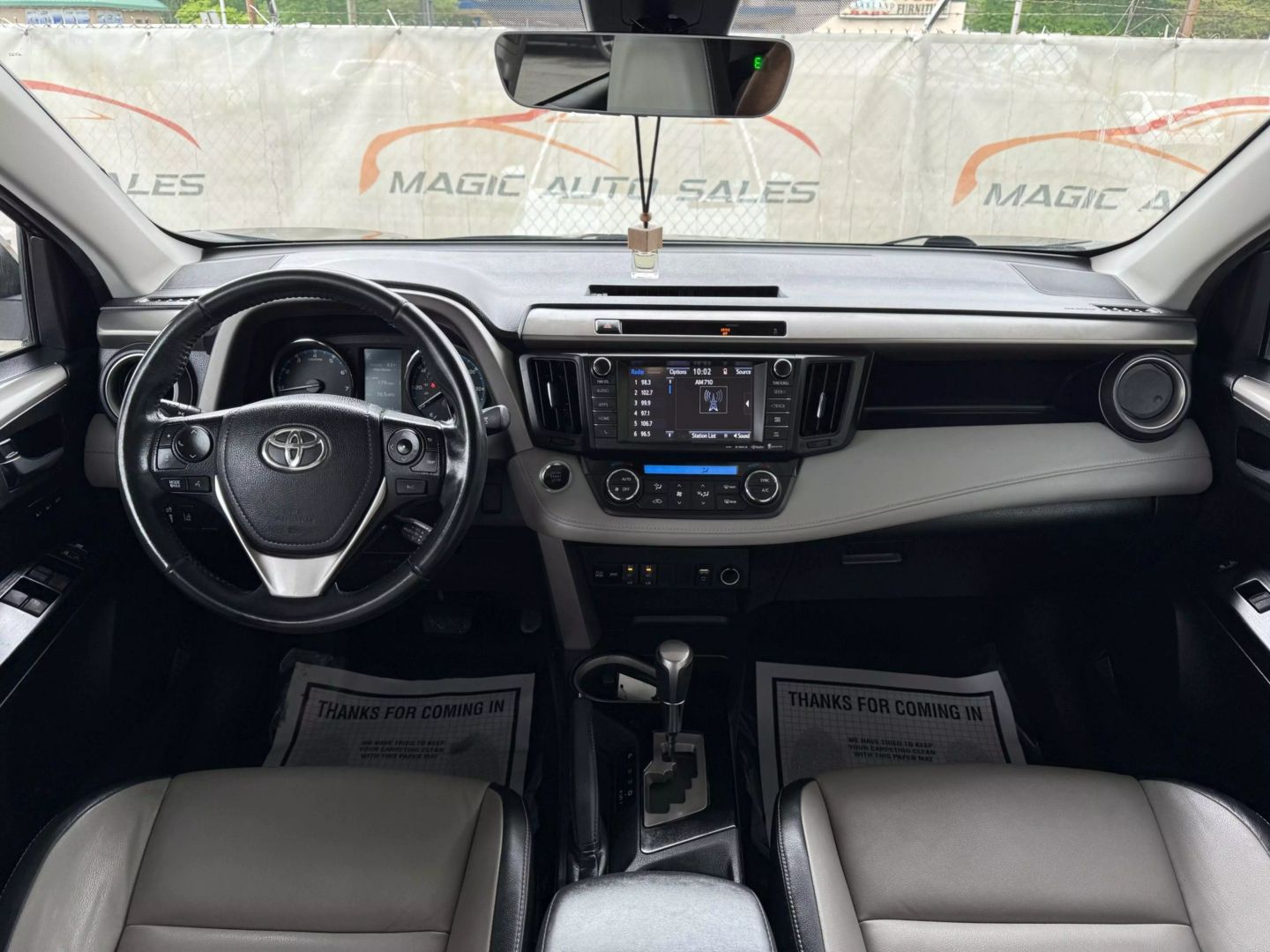 2016 Toyota Rav4 - Image 27